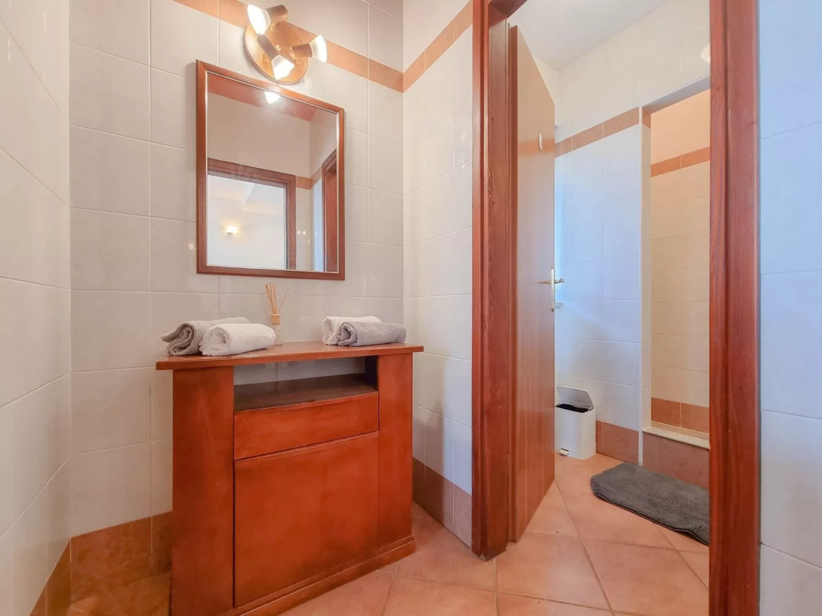 Wohnung "Dani" mit Terrasse-Inside