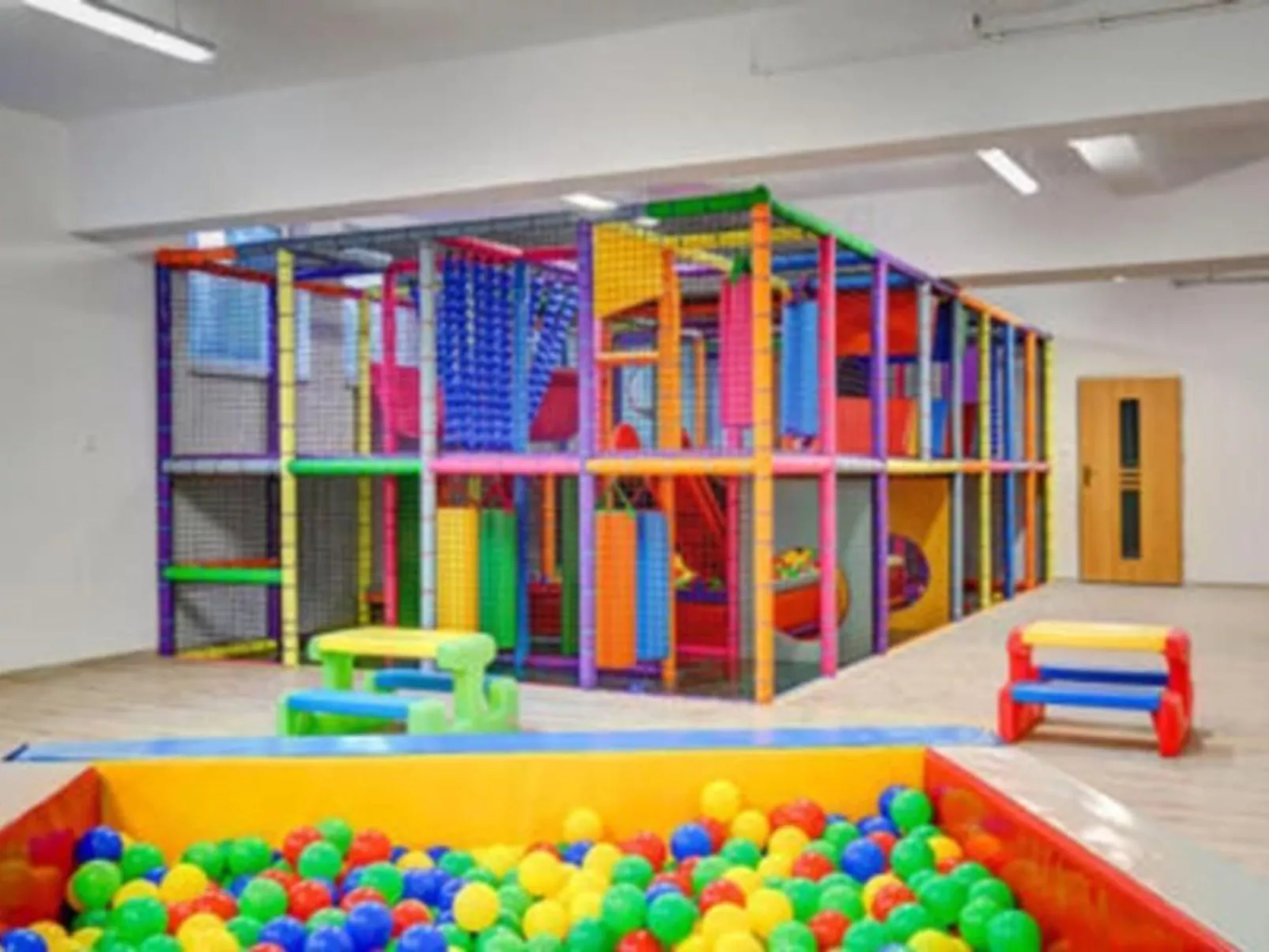 Studio-Wohnung "Apartment 16B" mit Schwimmbad-Drinnen