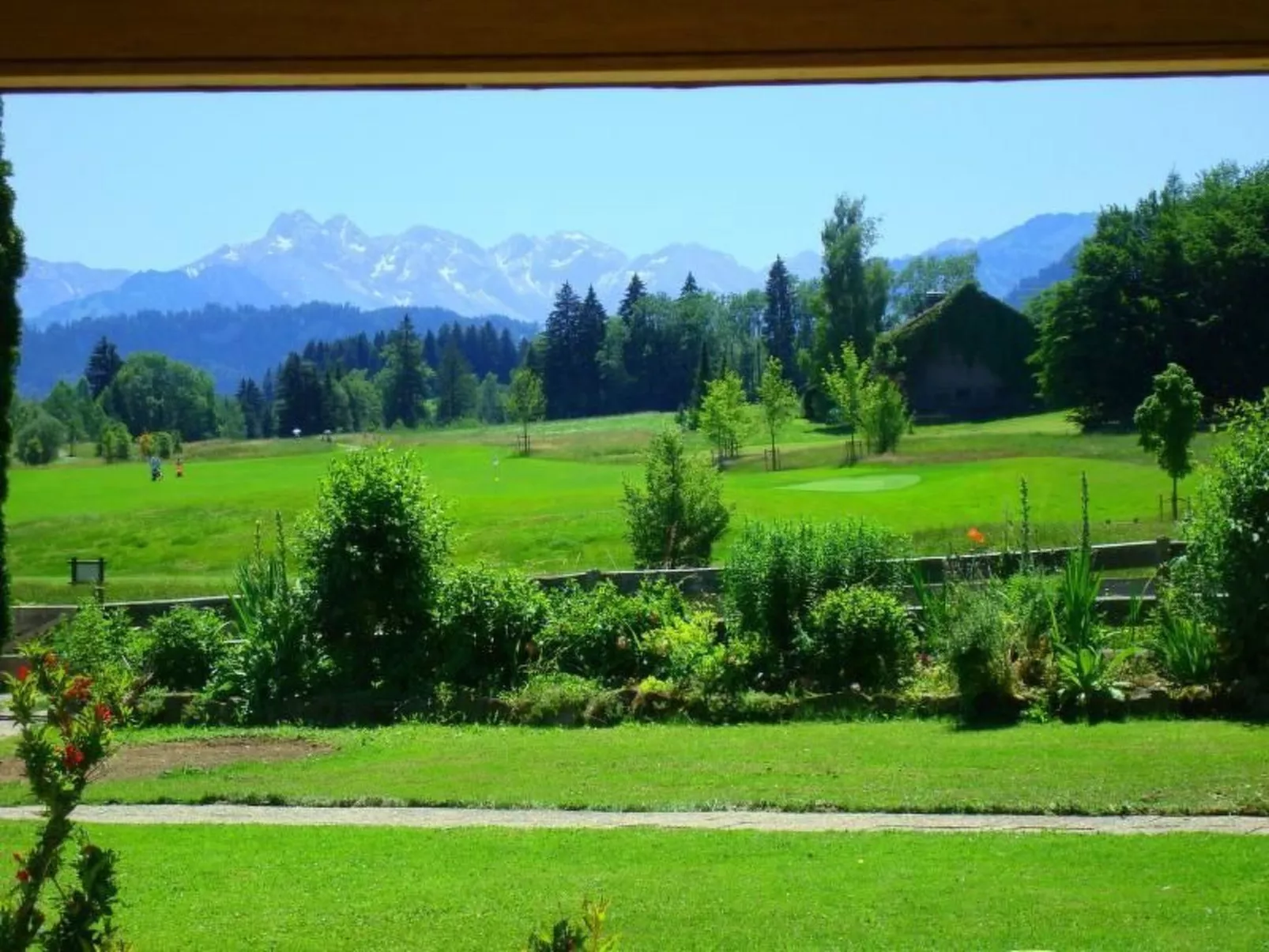 Panoramabergblickwohnung in ruhiger Einzellage-Dehors