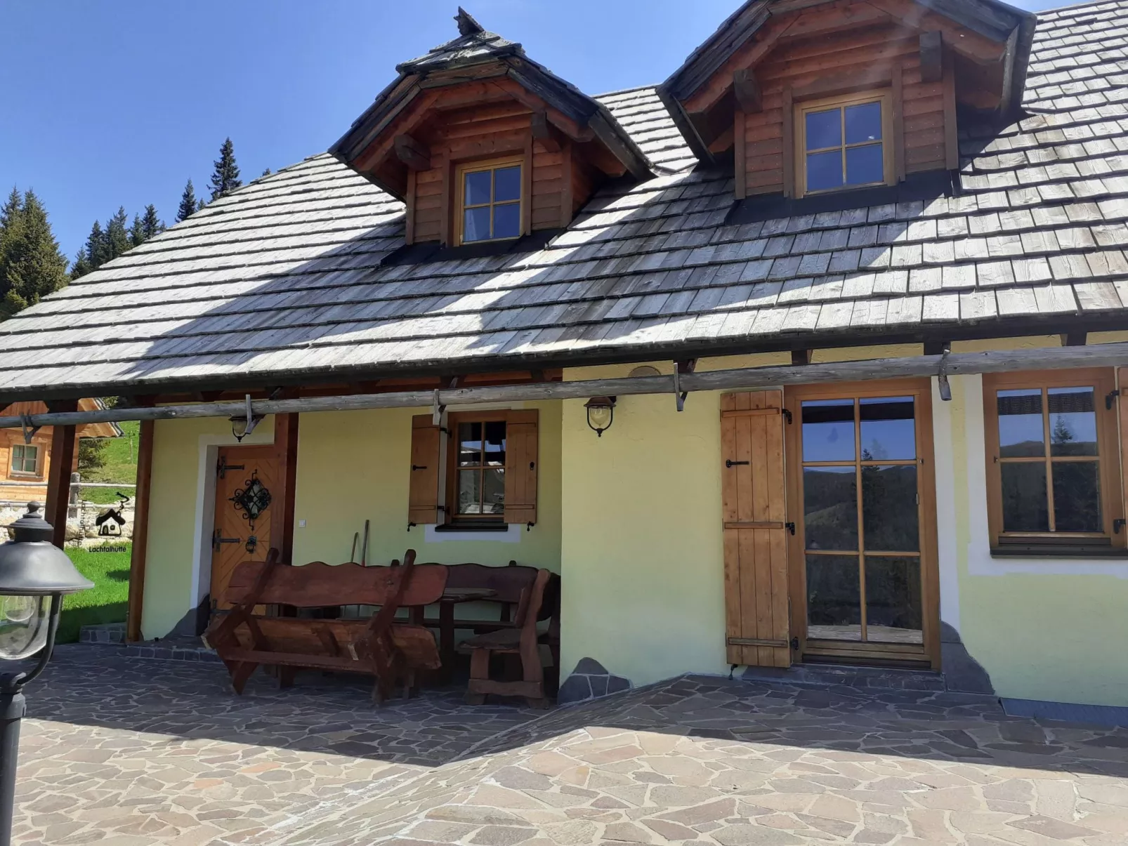 Lachtalhütte-Dehors