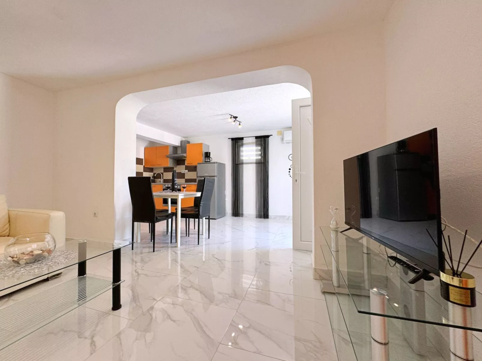 Apartment TOP 1-Dedans