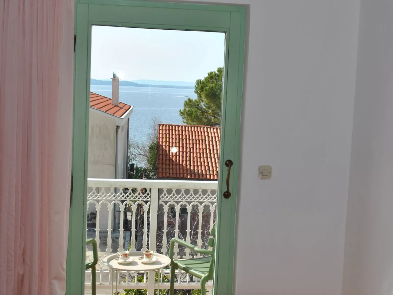 Gartenvilla am Meer Kožino-Draußen