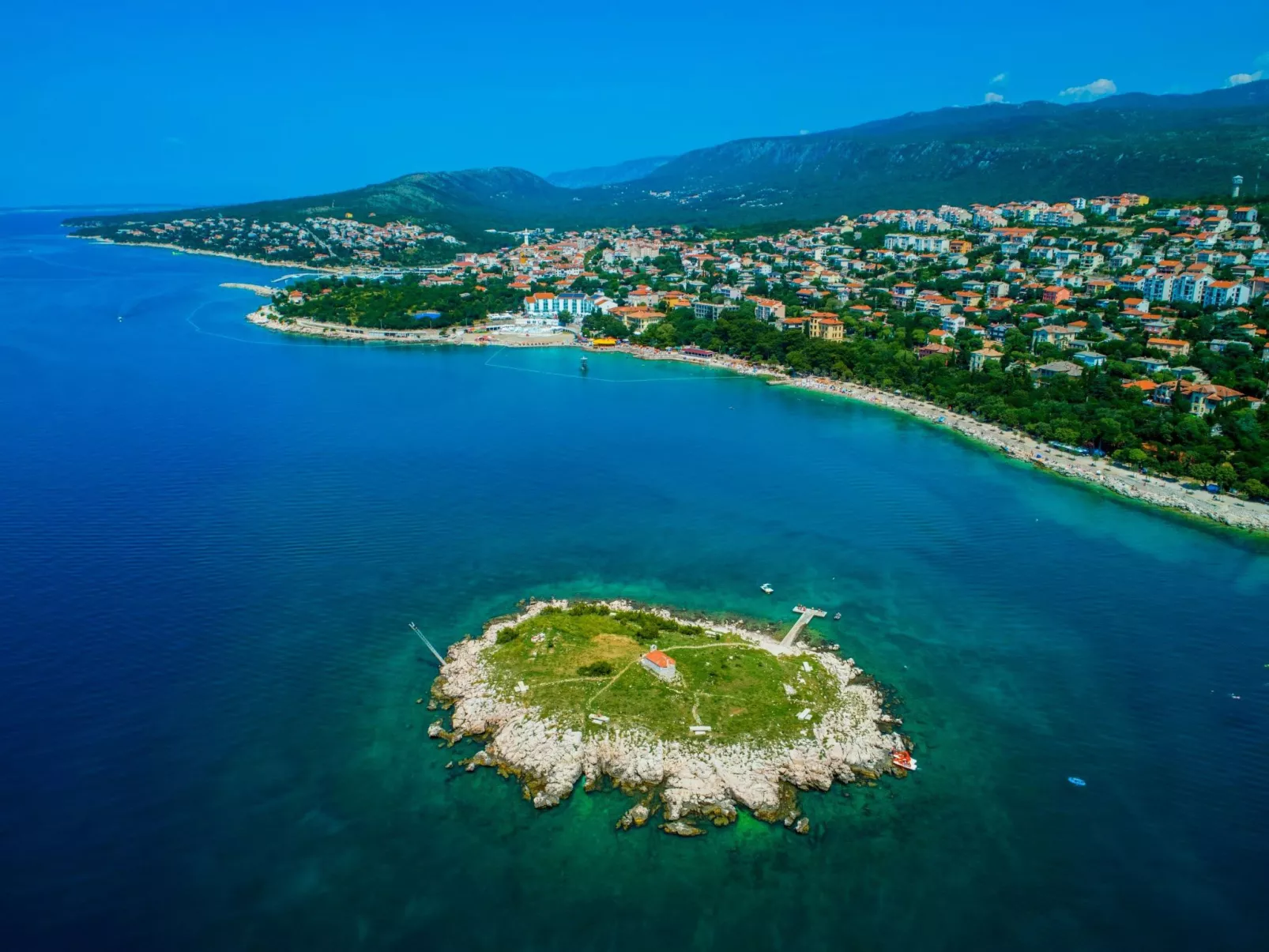 Apartment für zwei Erwachsene und zwei Kinder-Draußen