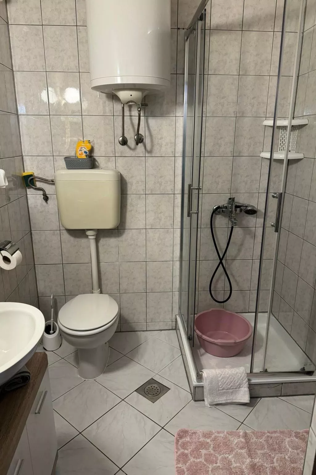 "Pljesa Jasna" mit Terrasse-Drinnen