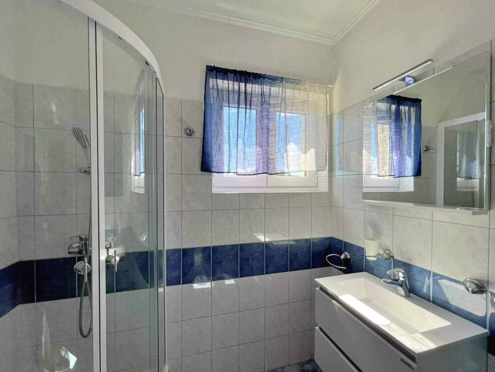 Apartment Neptun - Image-tags.info