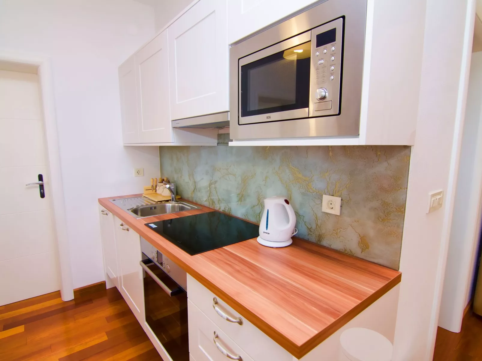 Wohnung für 2, Schwimmbad-Drinnen