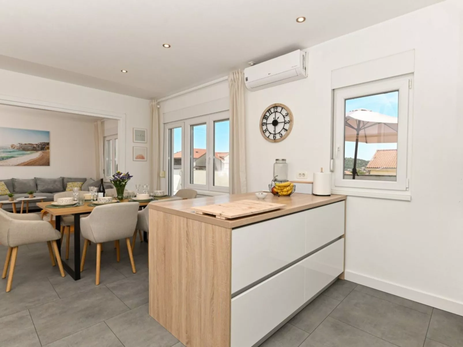 Charmante 2-Zimmer-Wohnung in der Nähe der Altstadt von Trogir-Drinnen