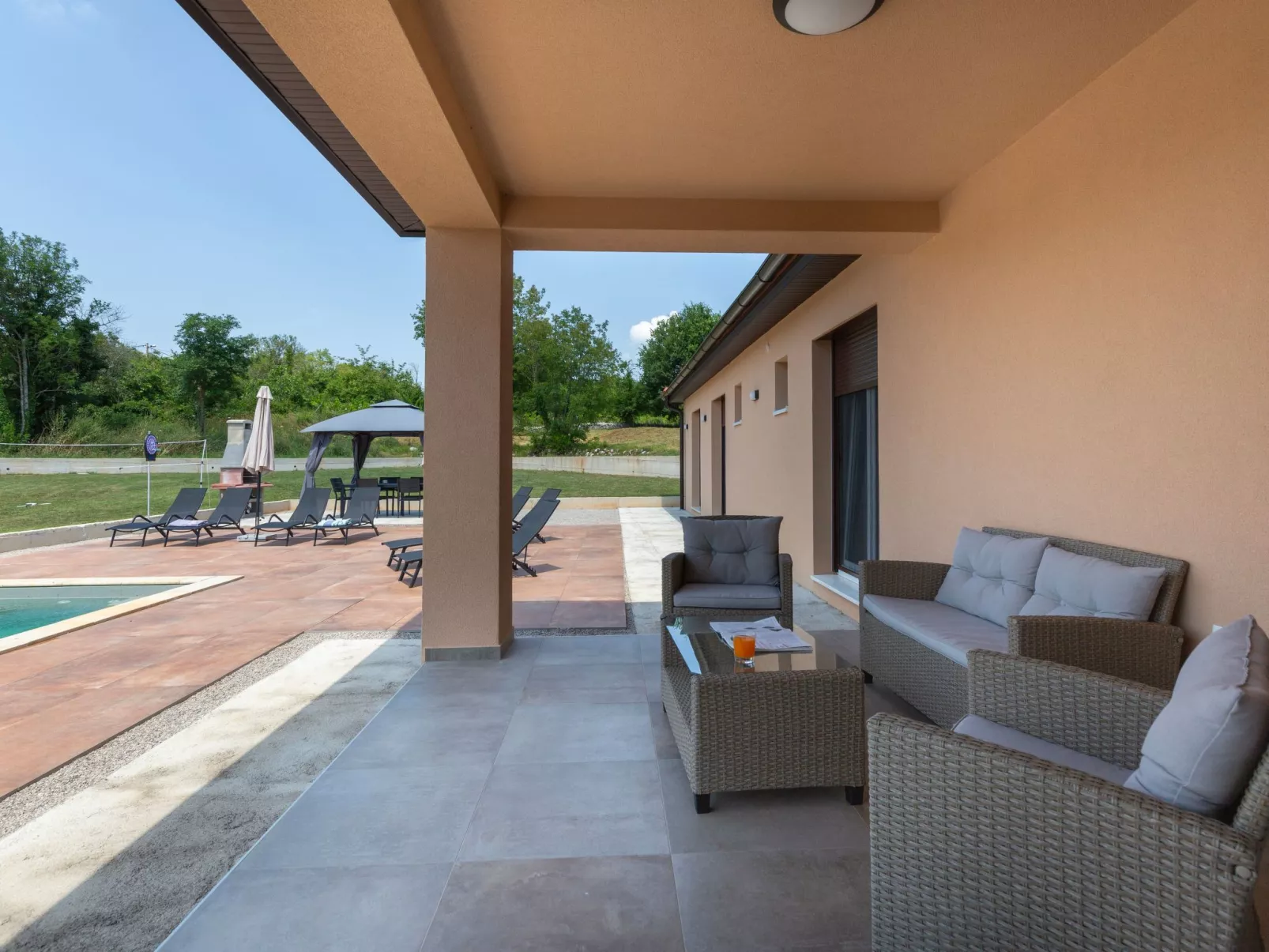 Ferienvilla 'Villa Xenia-Drinnen