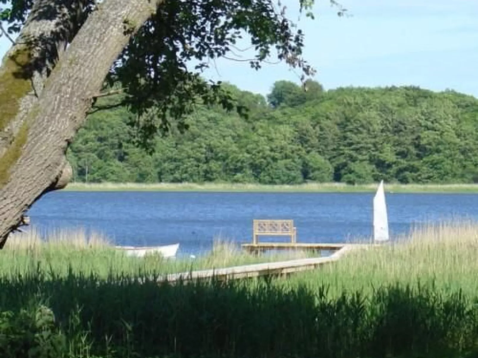 Wohnung im zweiten Obergeschoss des Gutshauses-Draußen