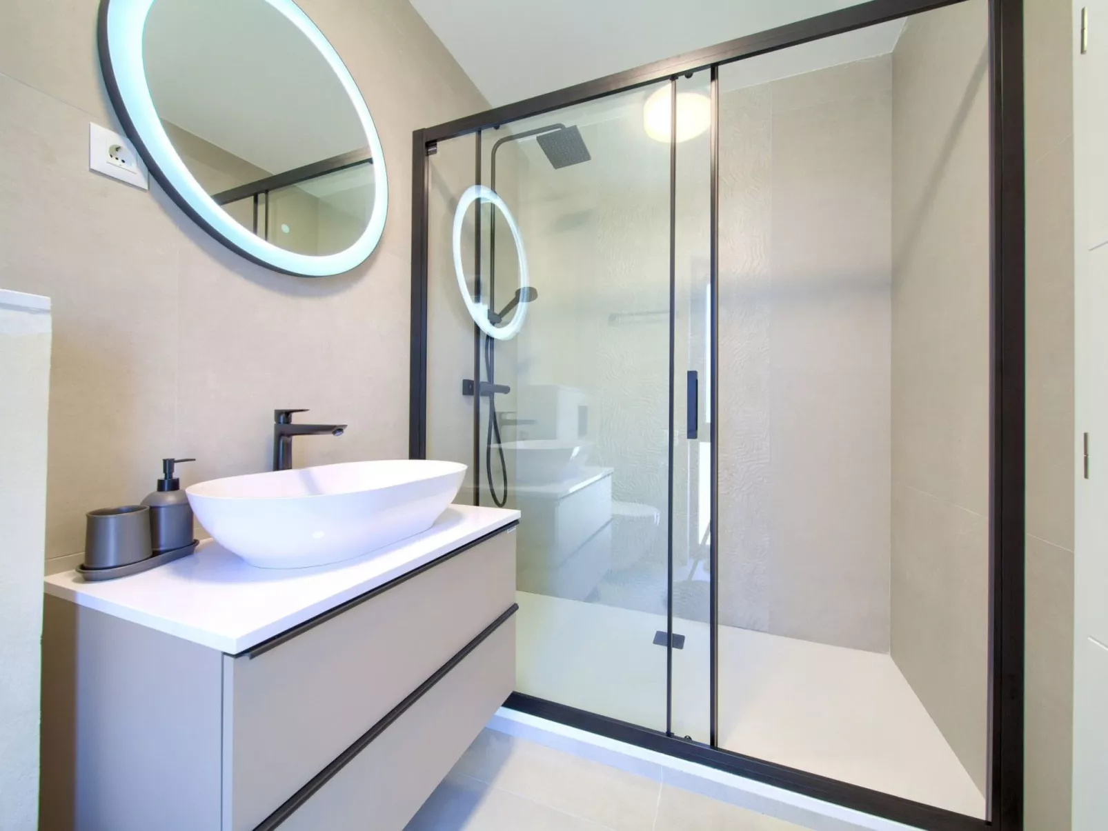 Villa Miryam-Drinnen