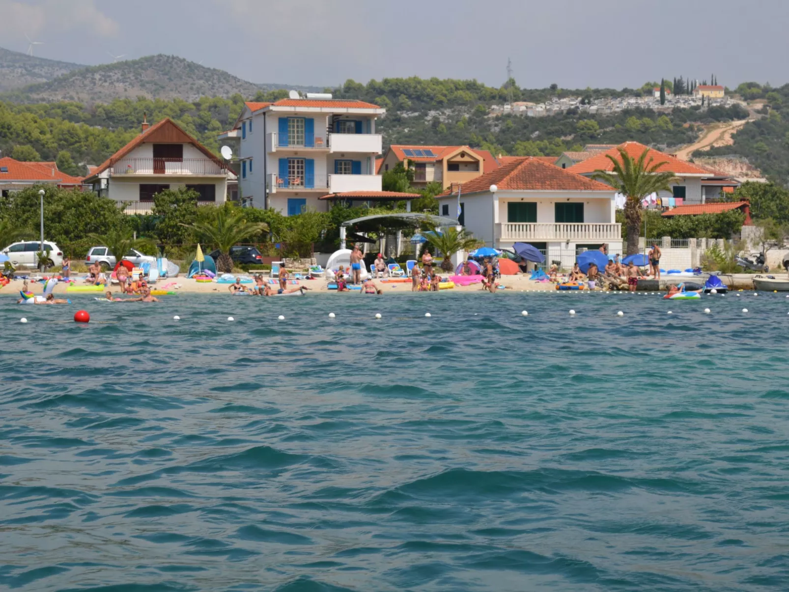 Schöne Wohnung in Poljica mit privatem Parkplatz-Outside