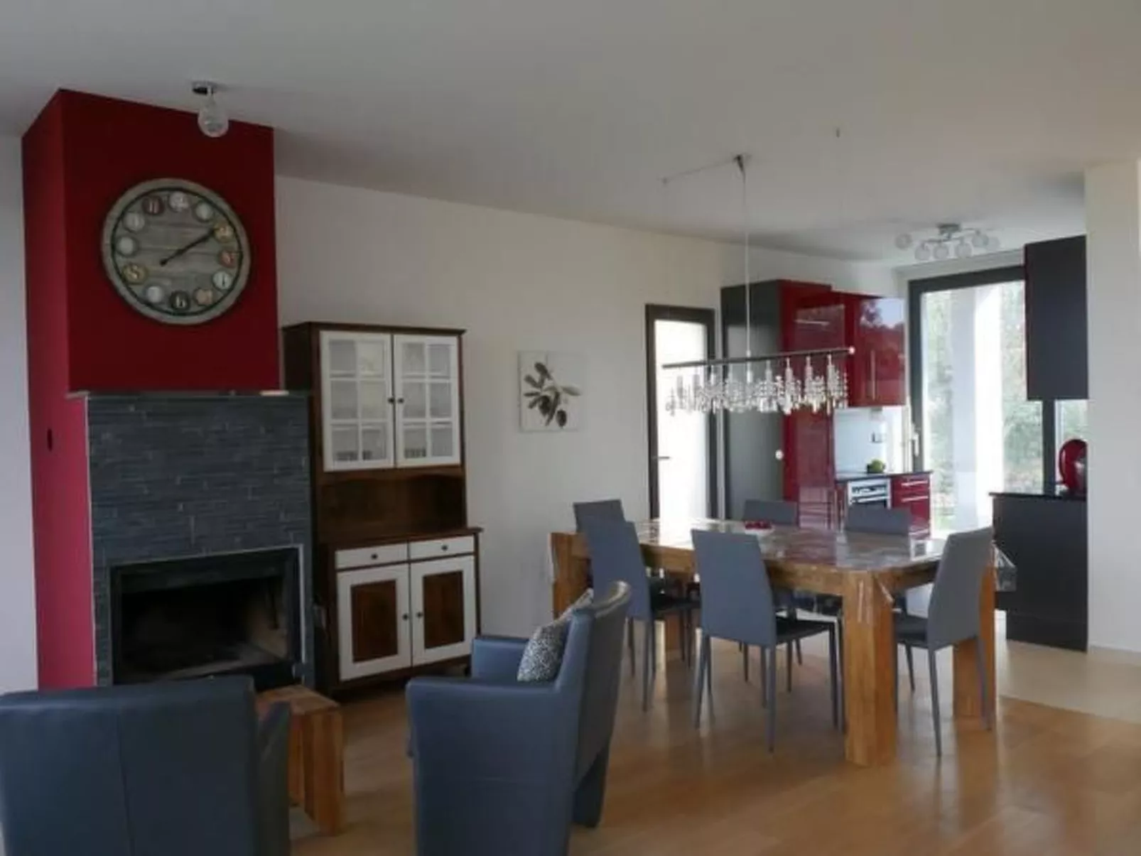 Villa Paradise-Drinnen