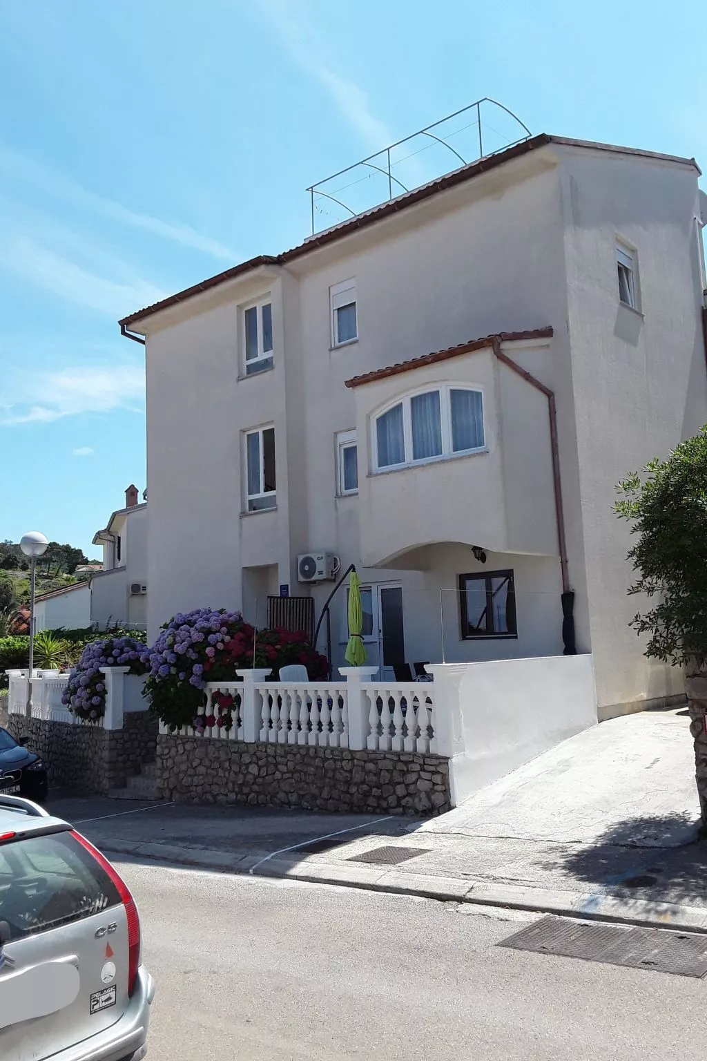 Tolles Appartement Meri 3 mit Grill und Garten-Outside