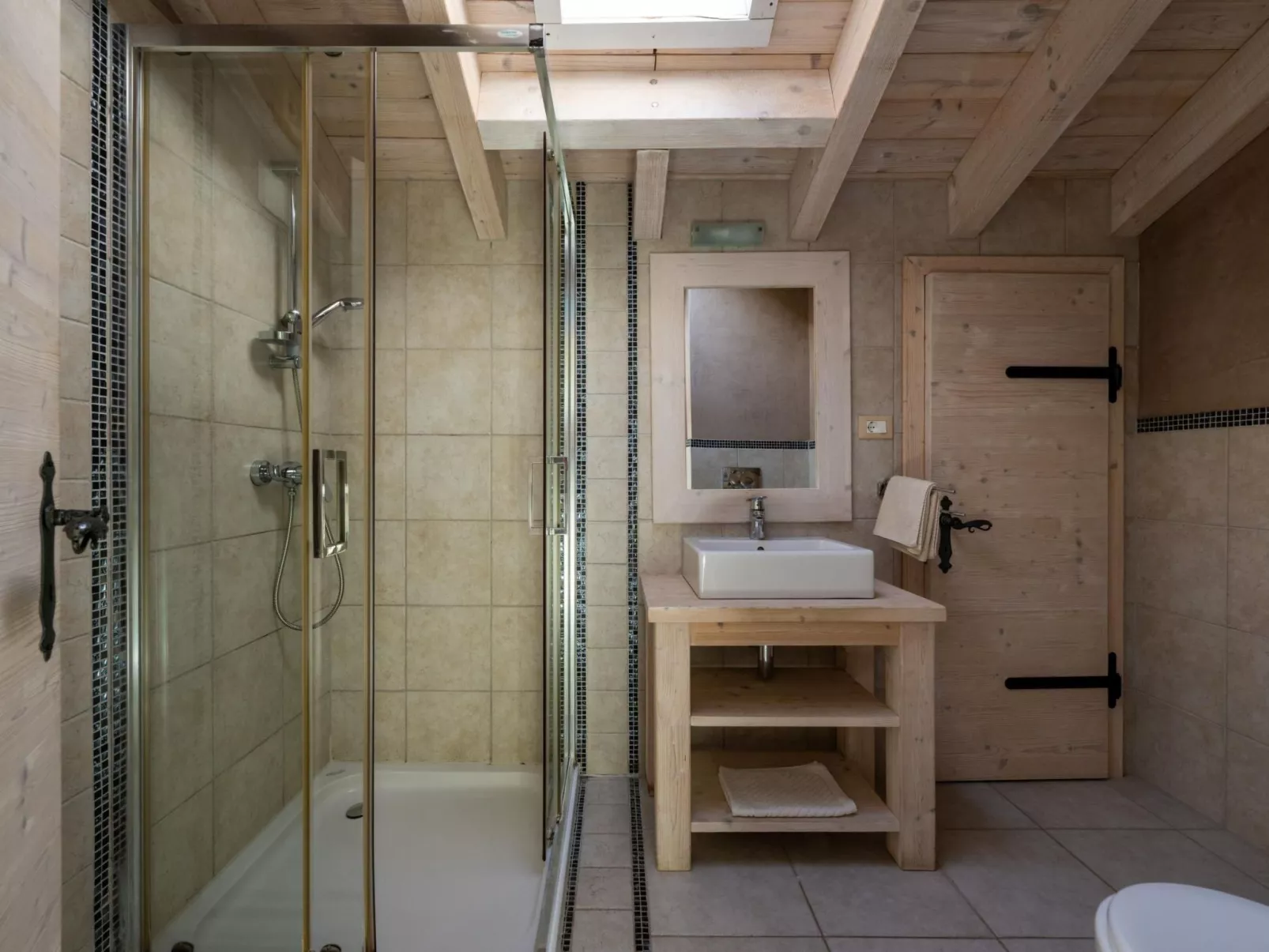 8-Schlafzimmer-Villa Bianca mit Pool, Sauna, Billard-Dedans