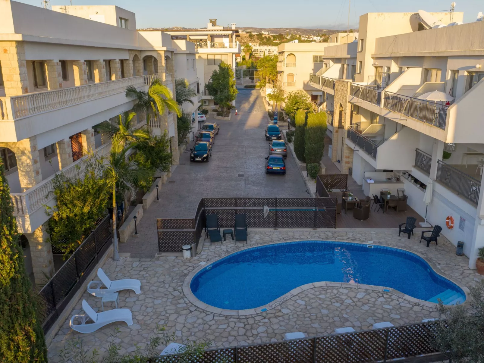 Mit Terrasse-Outside