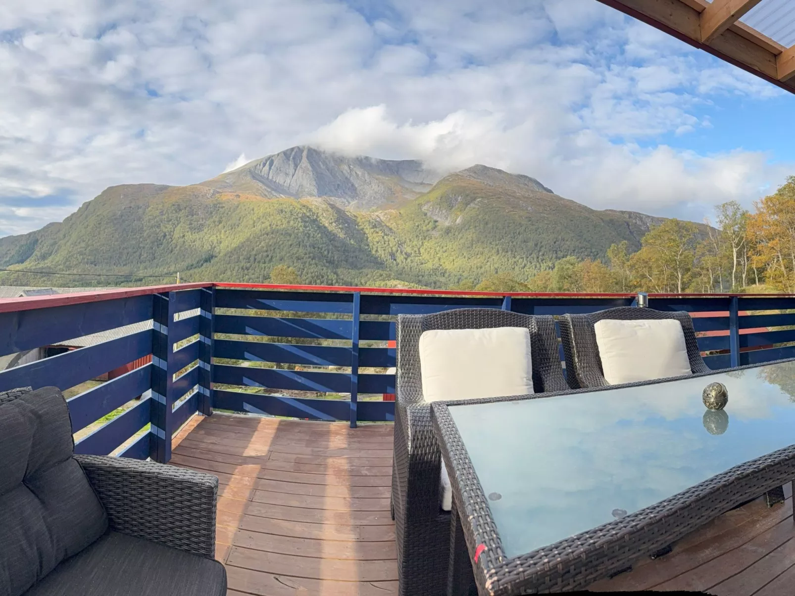 Stabben Blue House-Dedans