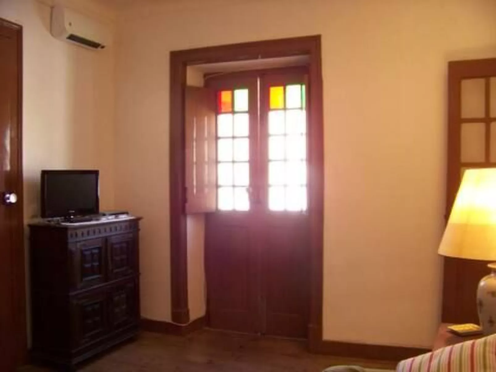 Schöne Wohnung in Azenhas Mar mit privatem Balkon-Drinnen