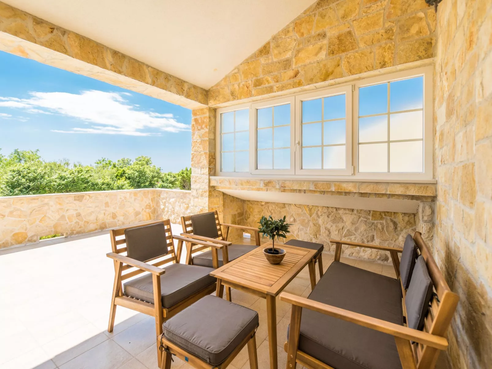 Villa Karin mit beheiztem Pool - Agentur TA Leut-Outside