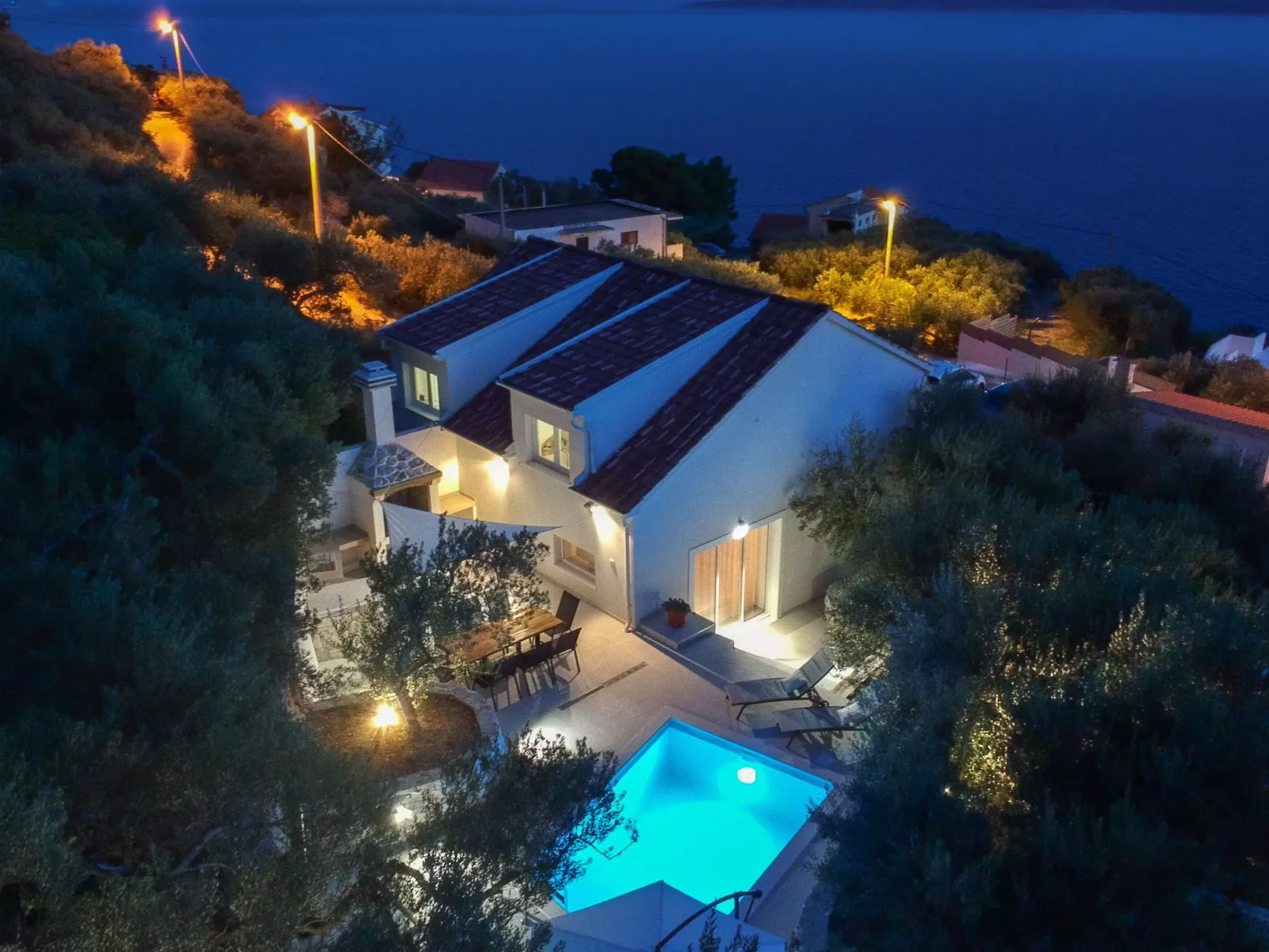 3 Schlafzimmer Villa mit beheiztem Pool und Meerblick-Inside