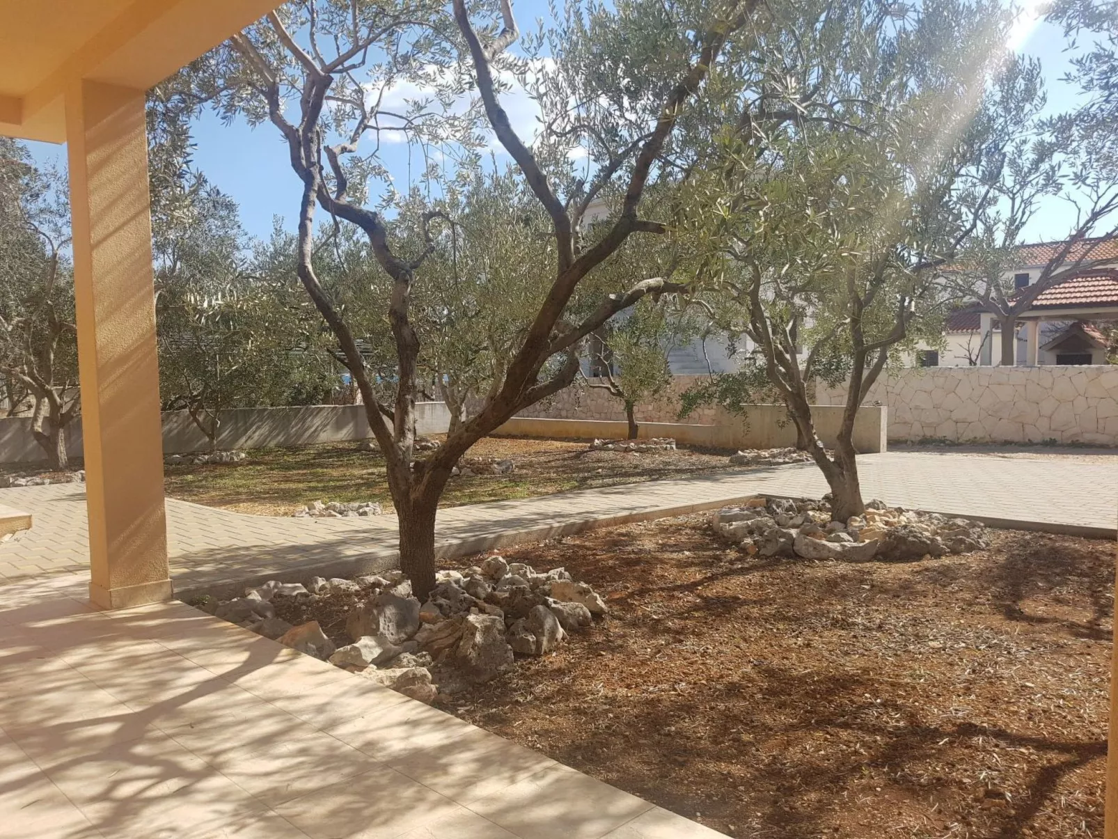 Mit Blick auf das Wasser-Image-tags.info