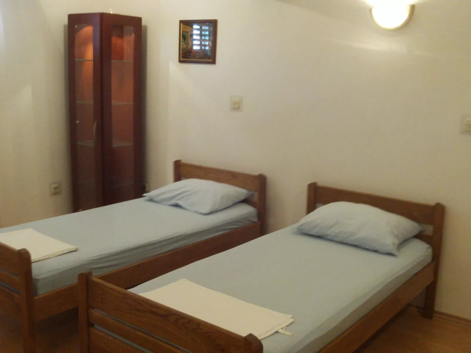 Appartement mit Blick auf das Wasser-Dedans