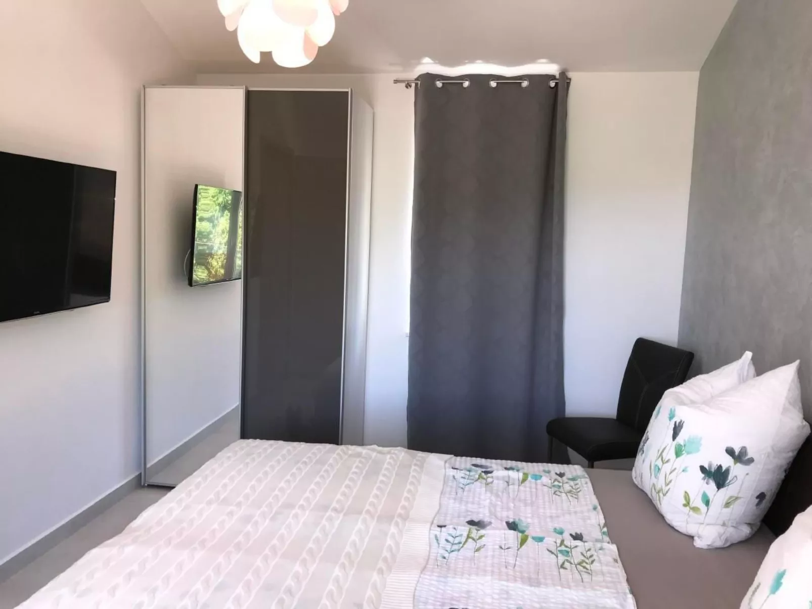 Stepča-Image-tags.info