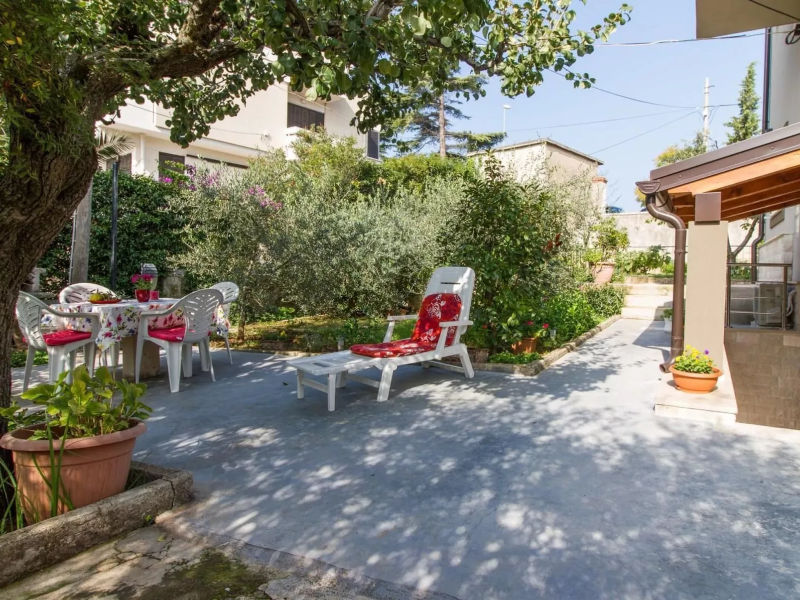 Wohnung in Stoja mit Grill-Draußen