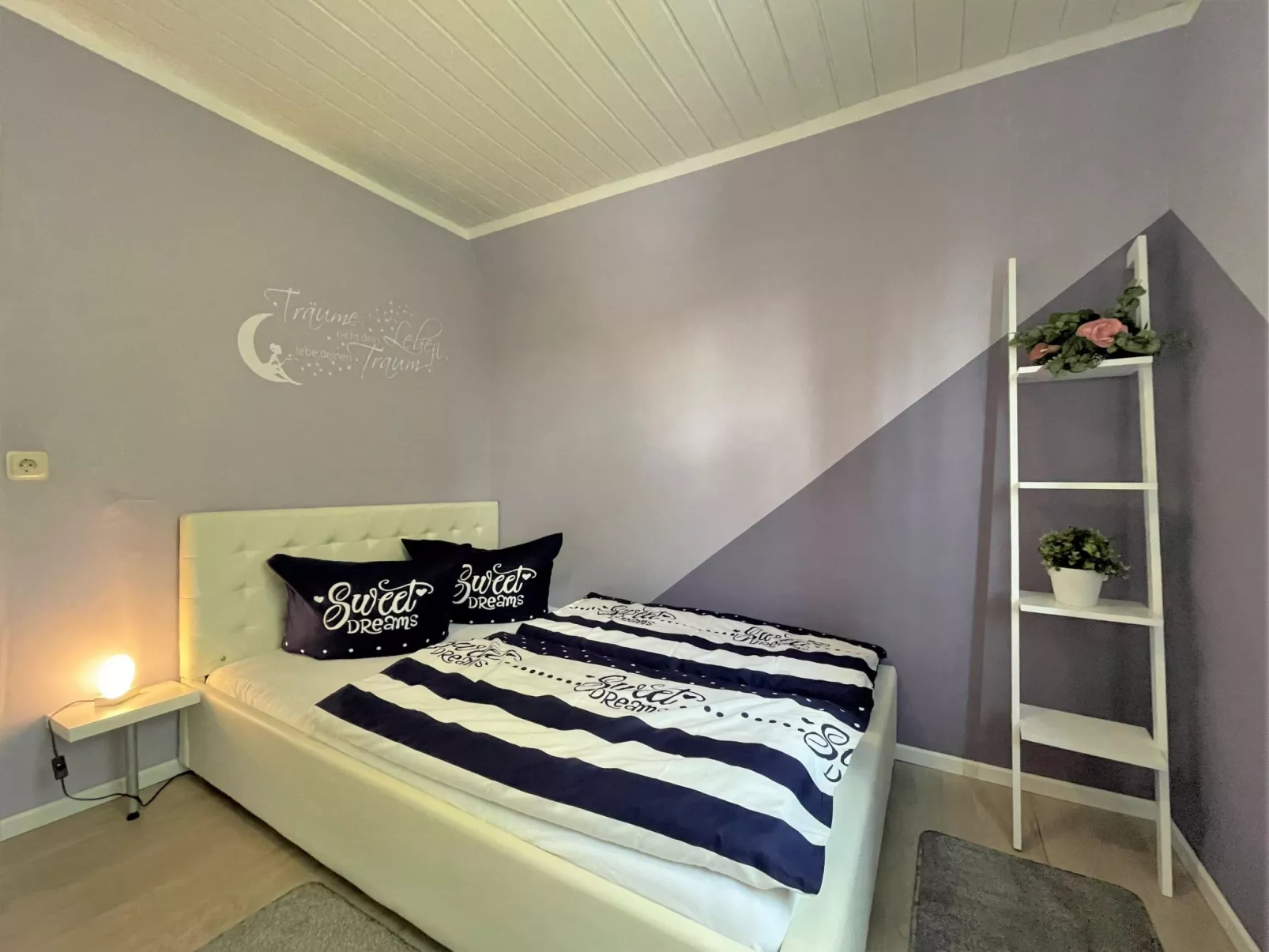 Modernes, gemütliches Ferienhaus mit Terrasse und Garten - Inside