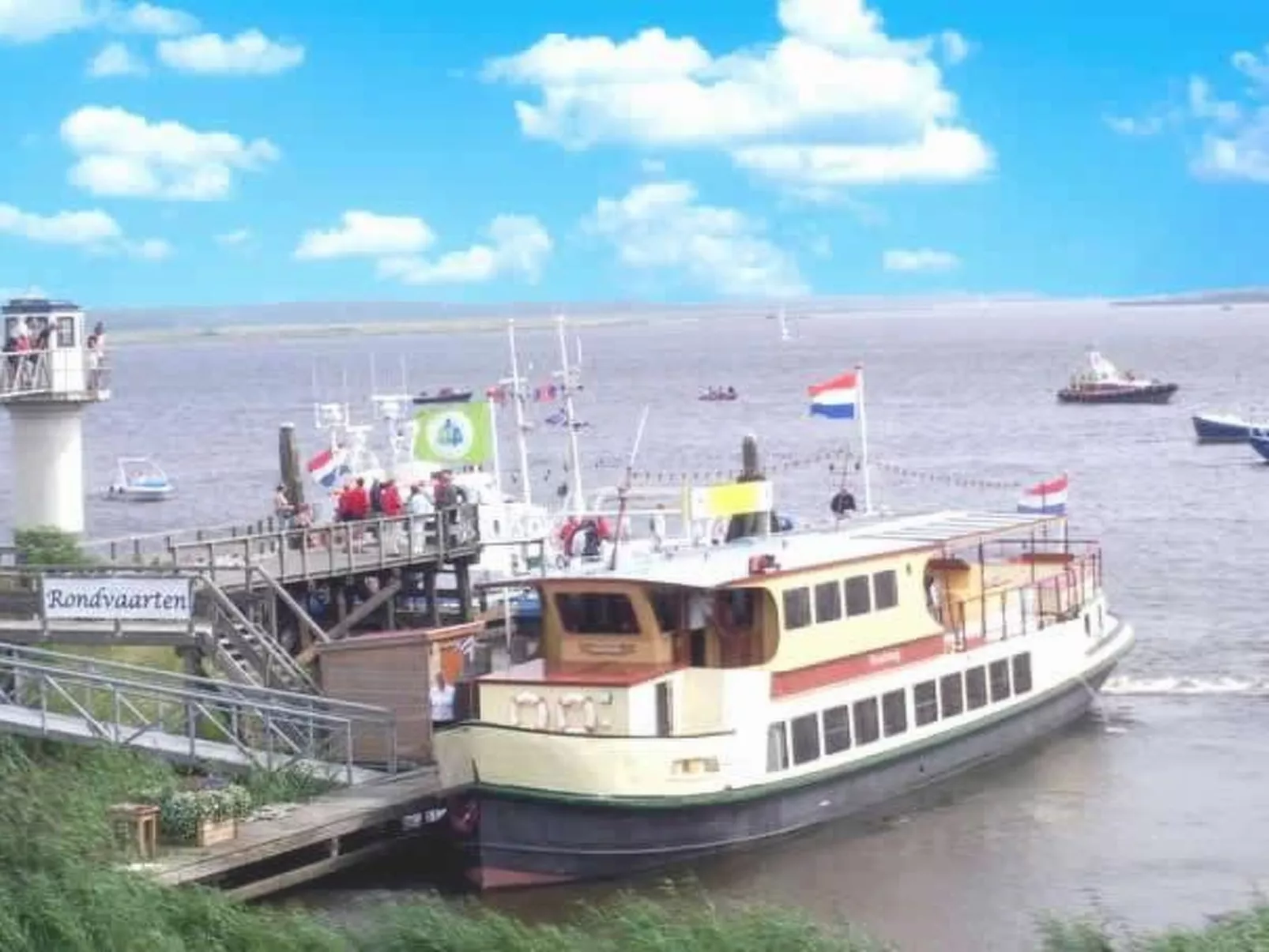 Ruhiges Ferienhaus mit großer offener Küche-Draußen