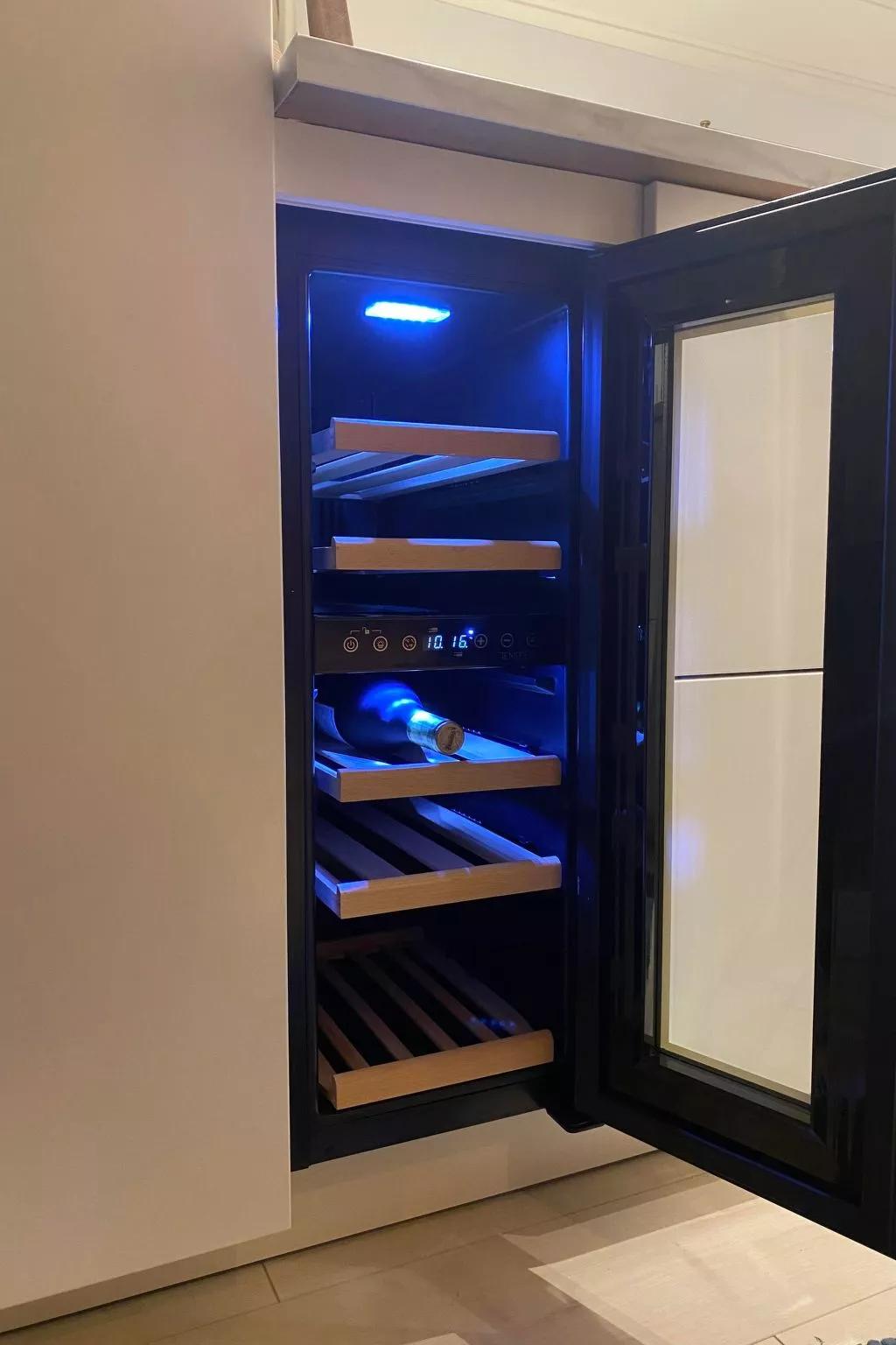 Sonne, Sand und Strand-Inside