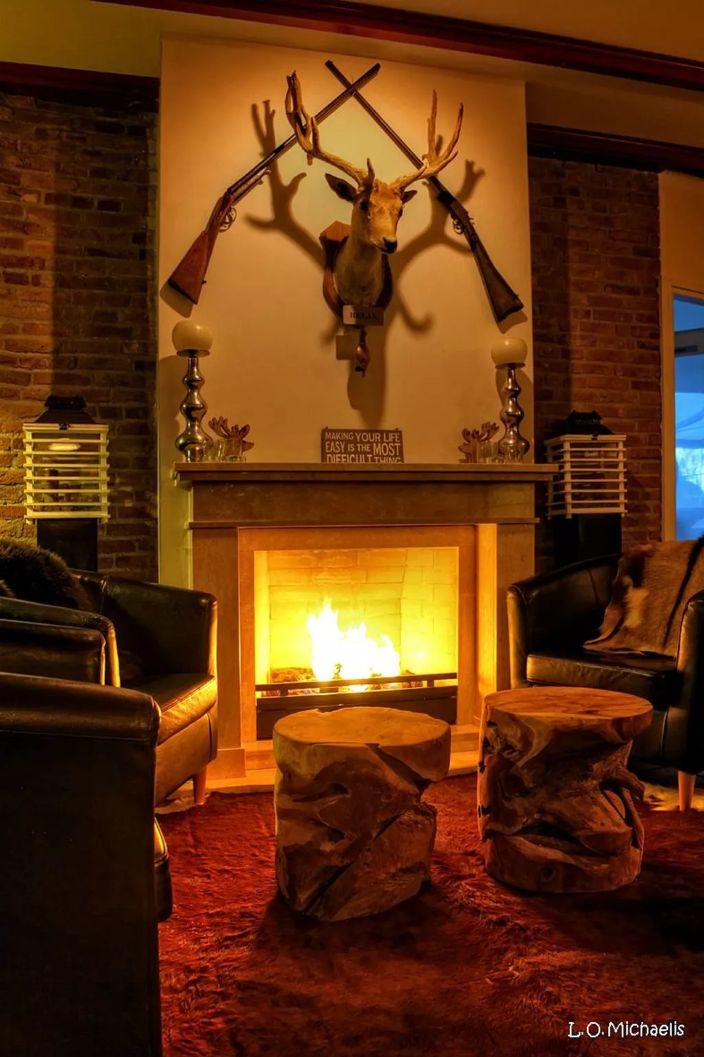 Mit Garten, Grill und Terrasse-Drinnen