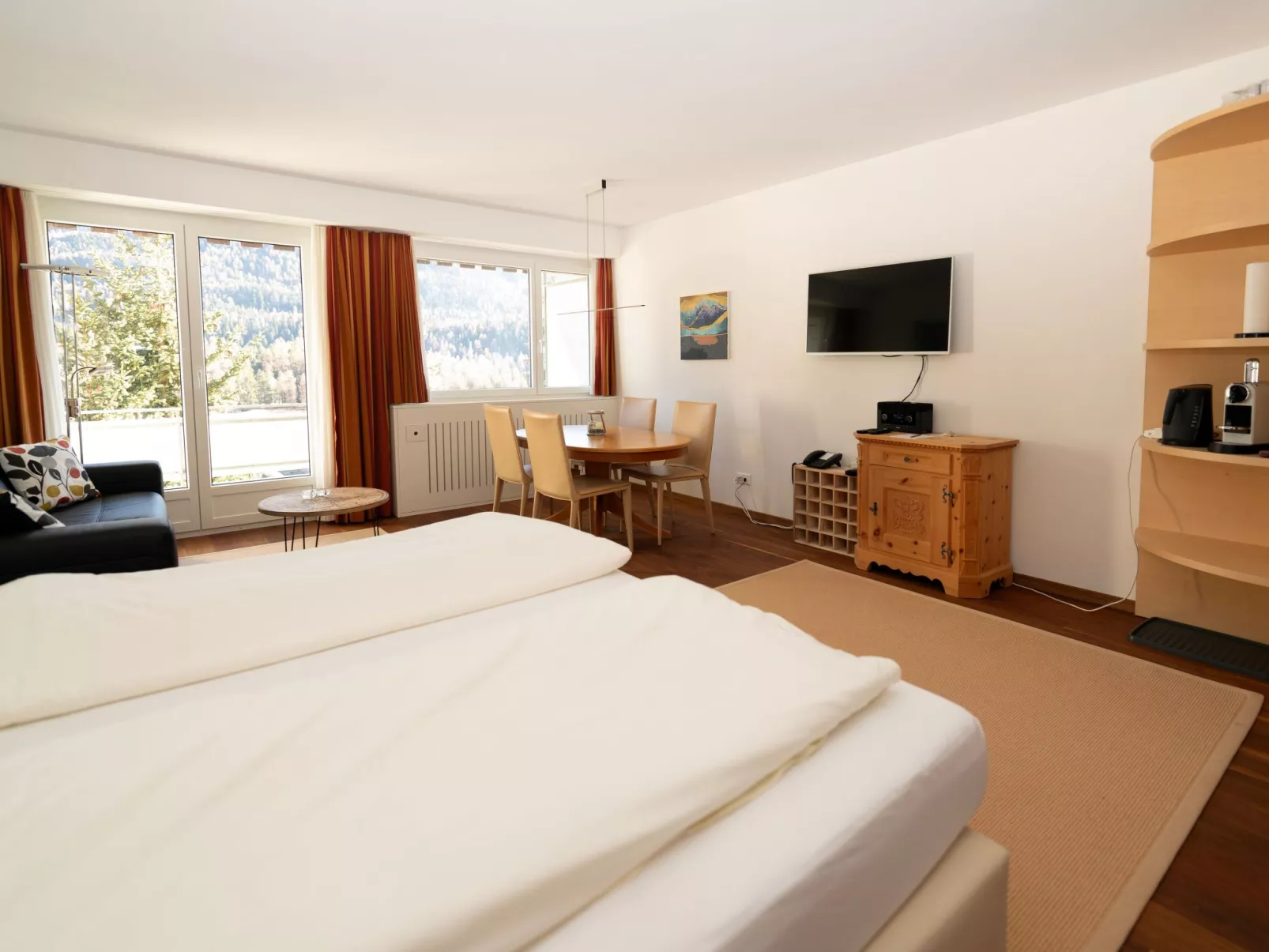 Apt 411 Hotel Europa-Inside