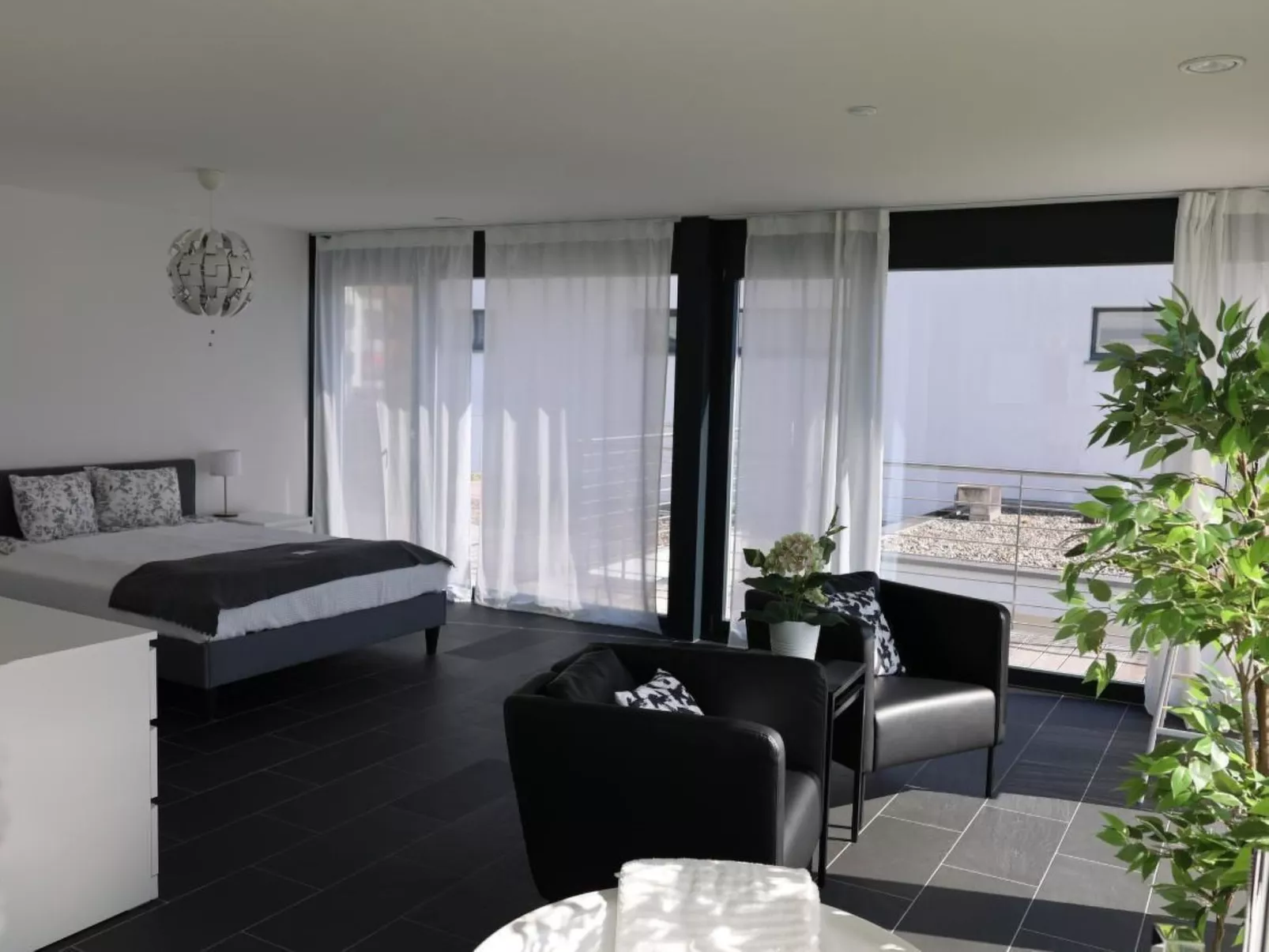 Ferienvilla am See 3-Drinnen