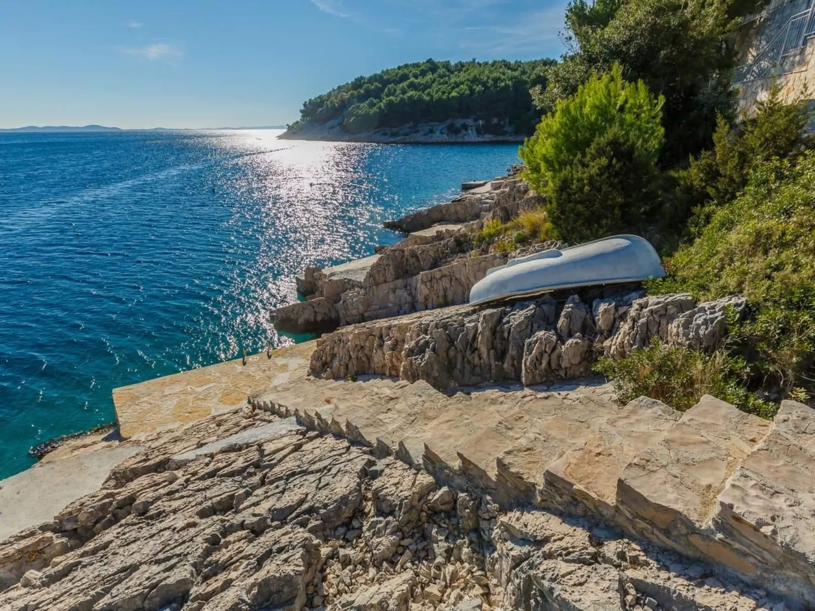 Für 4 Personen ca. 60 m&sup2; in Milna auf Brac, Adriaküste Kroatien (Kroatisch-Dehors