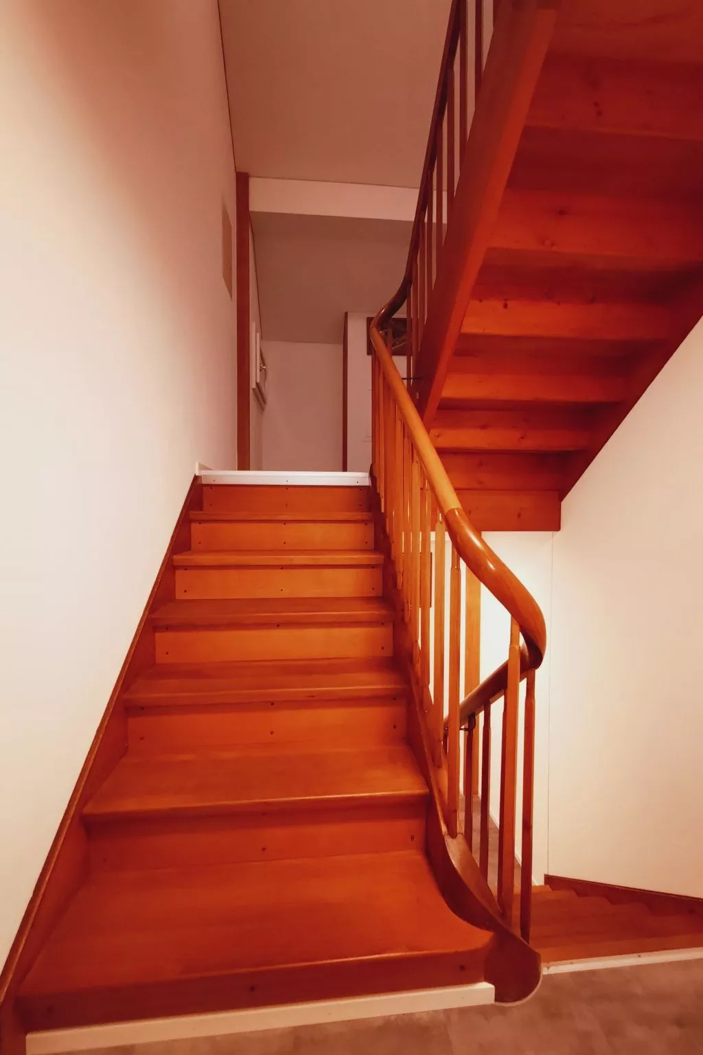 3.5 Zi-Ferienwohnung-Drinnen