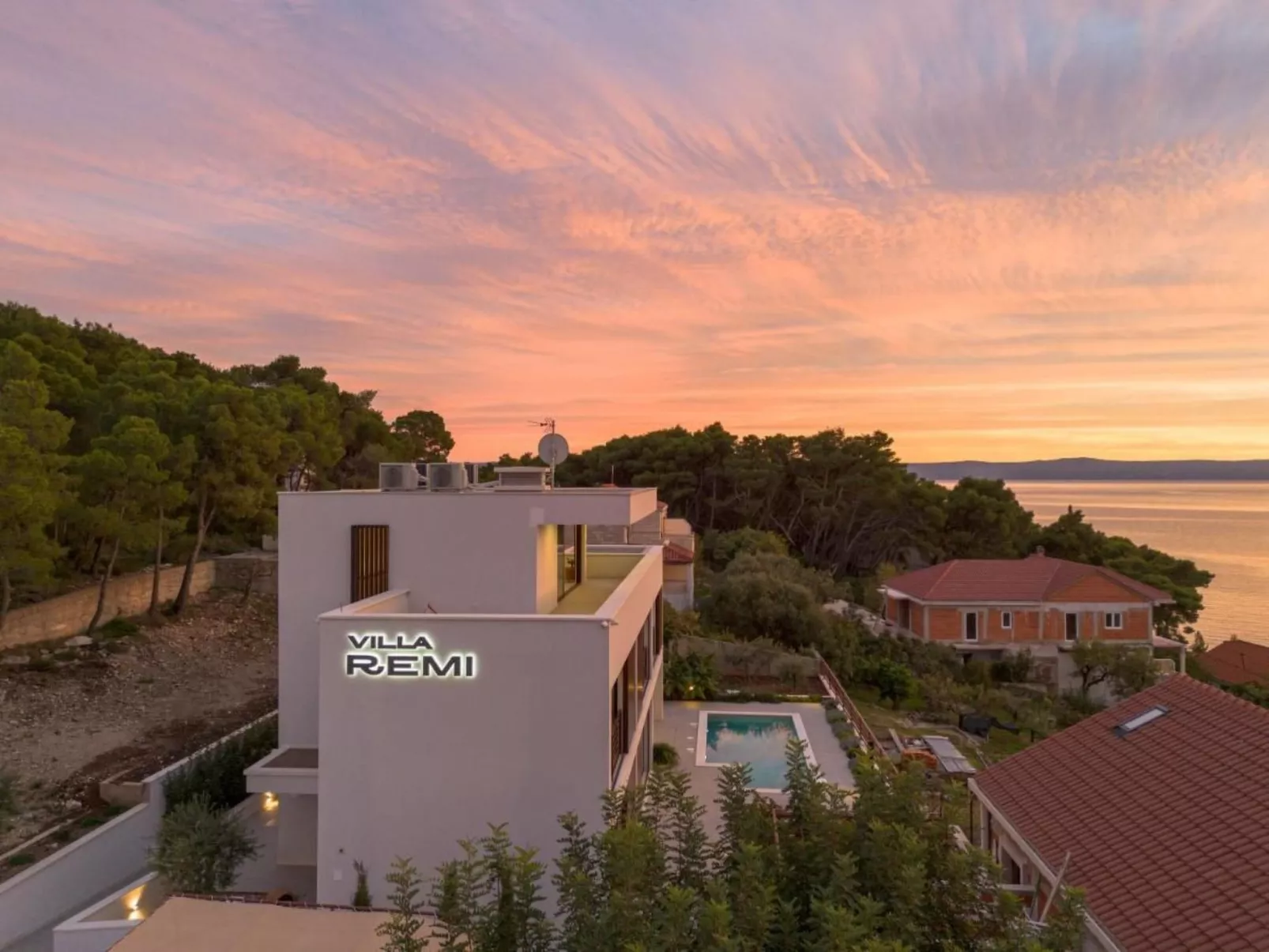 Villa Remi-Image-tags.info