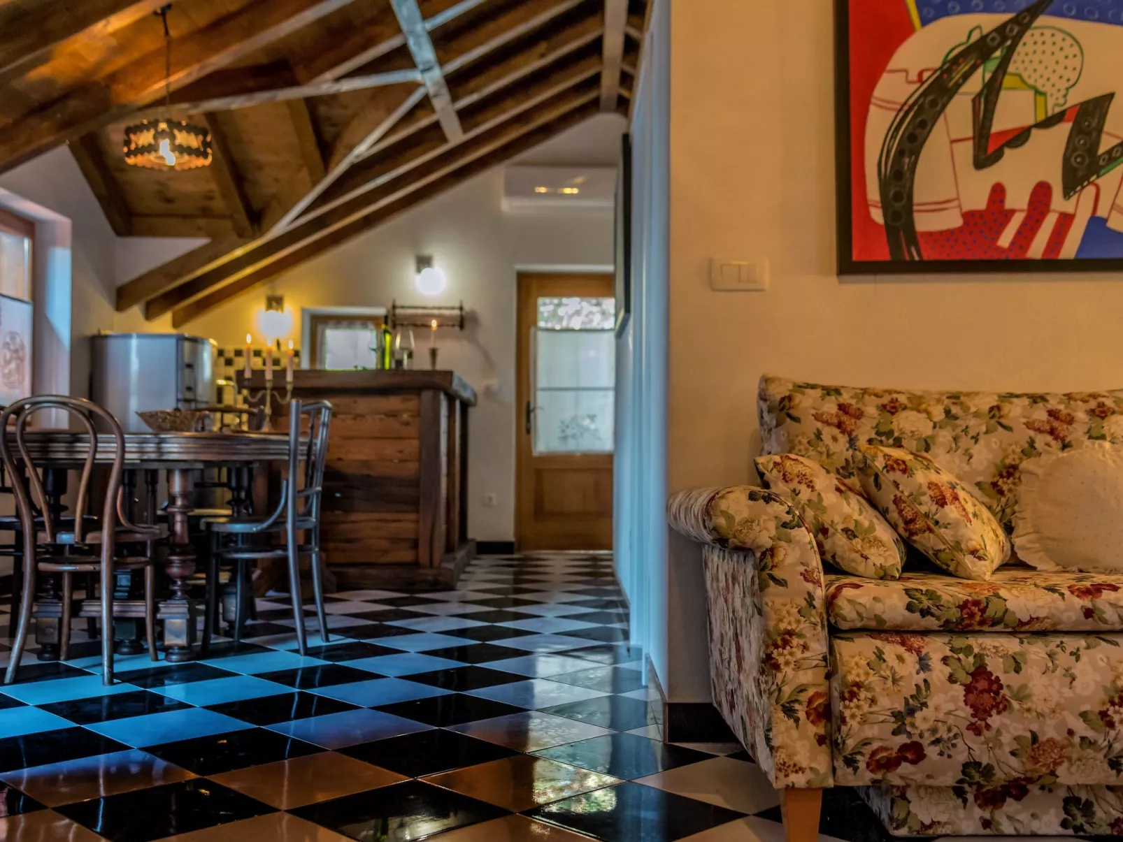 Hidden Heaven Private Resort - Beheizter Pool-Drinnen