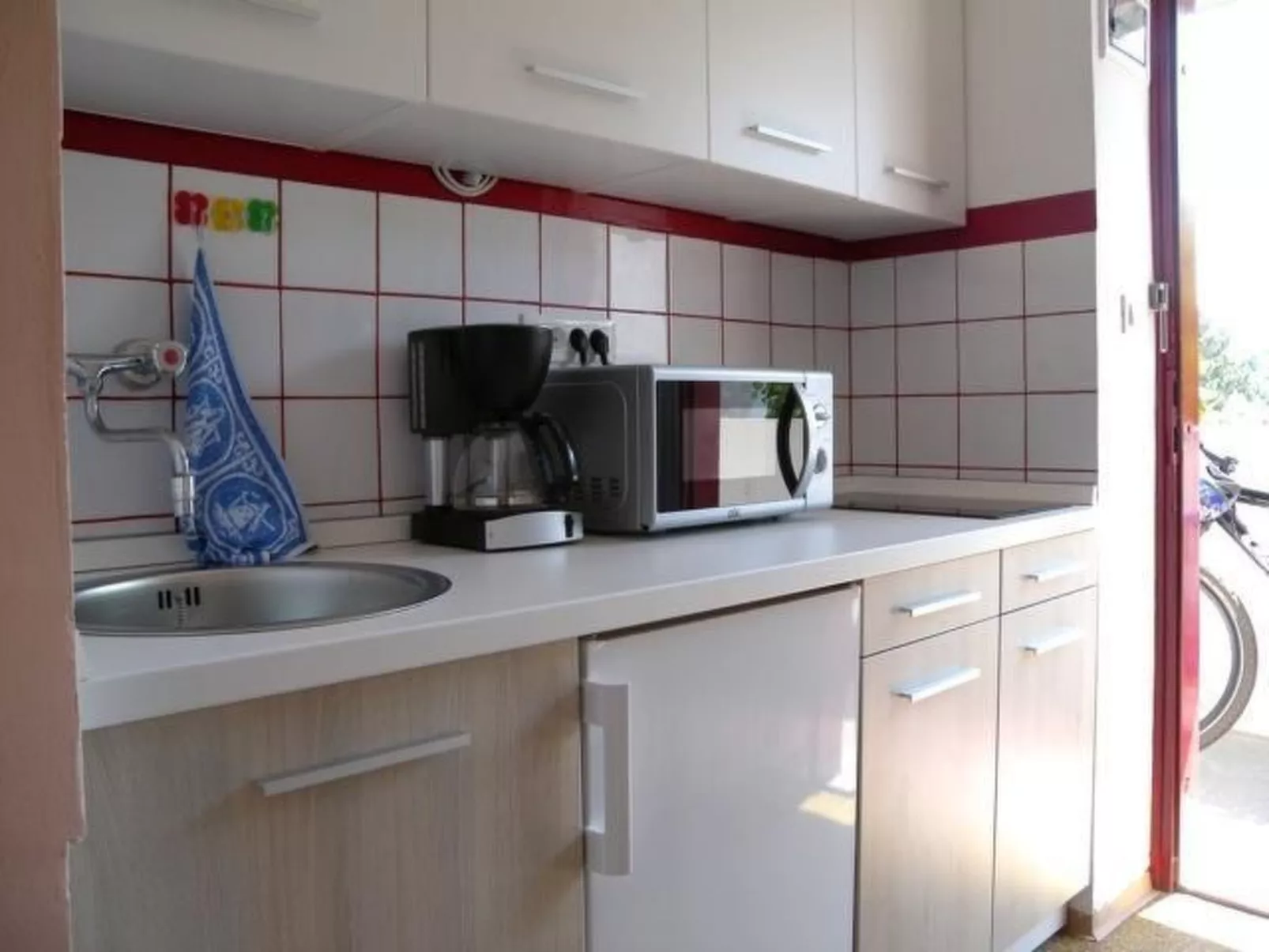 Appartement mit Blick auf das Wasser-Dedans