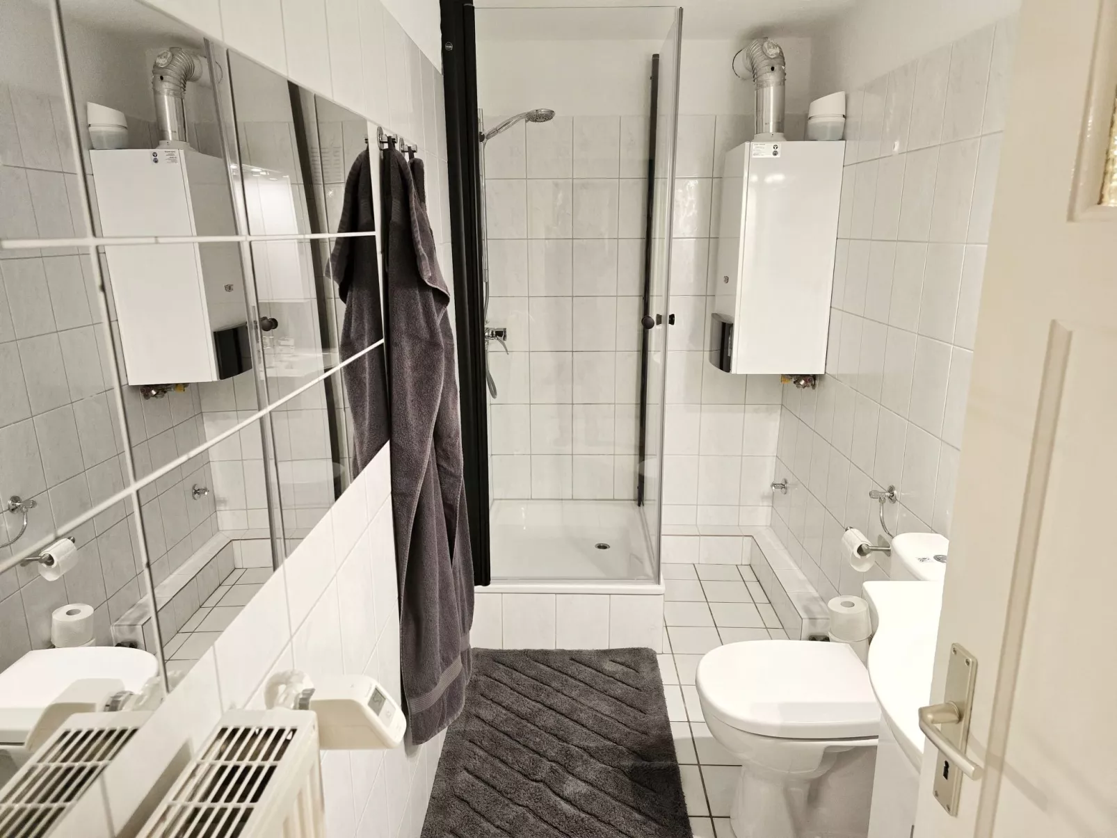 Apartment nähe A1 und Mercedes-Dedans