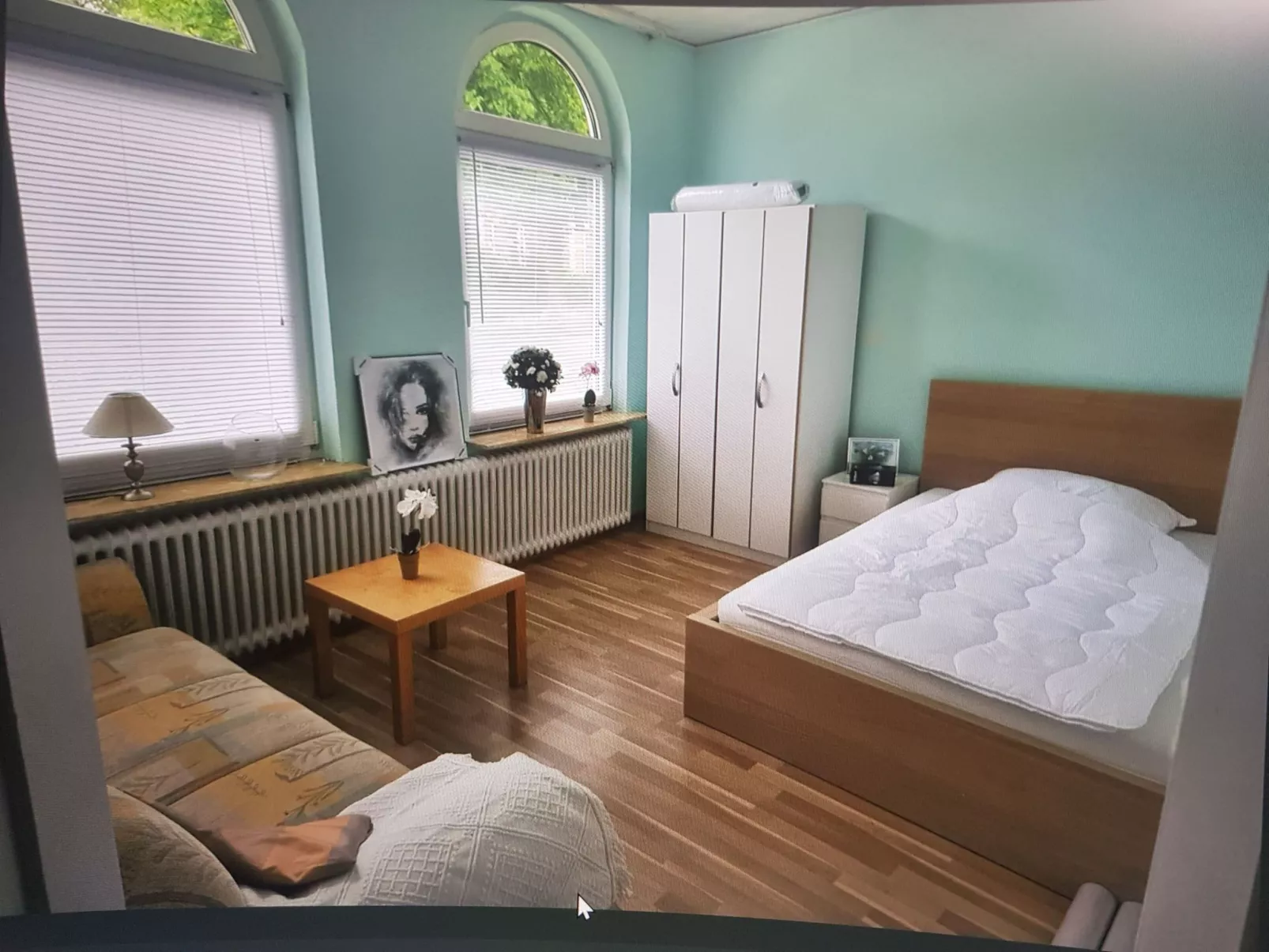 Private Ferienwohnung in Nordenham mit großem Garten-Drinnen