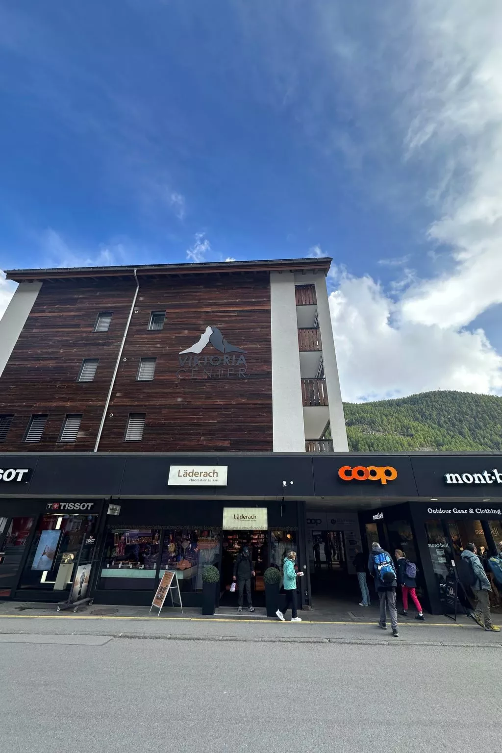 Viktoria Matterhorn-Draußen