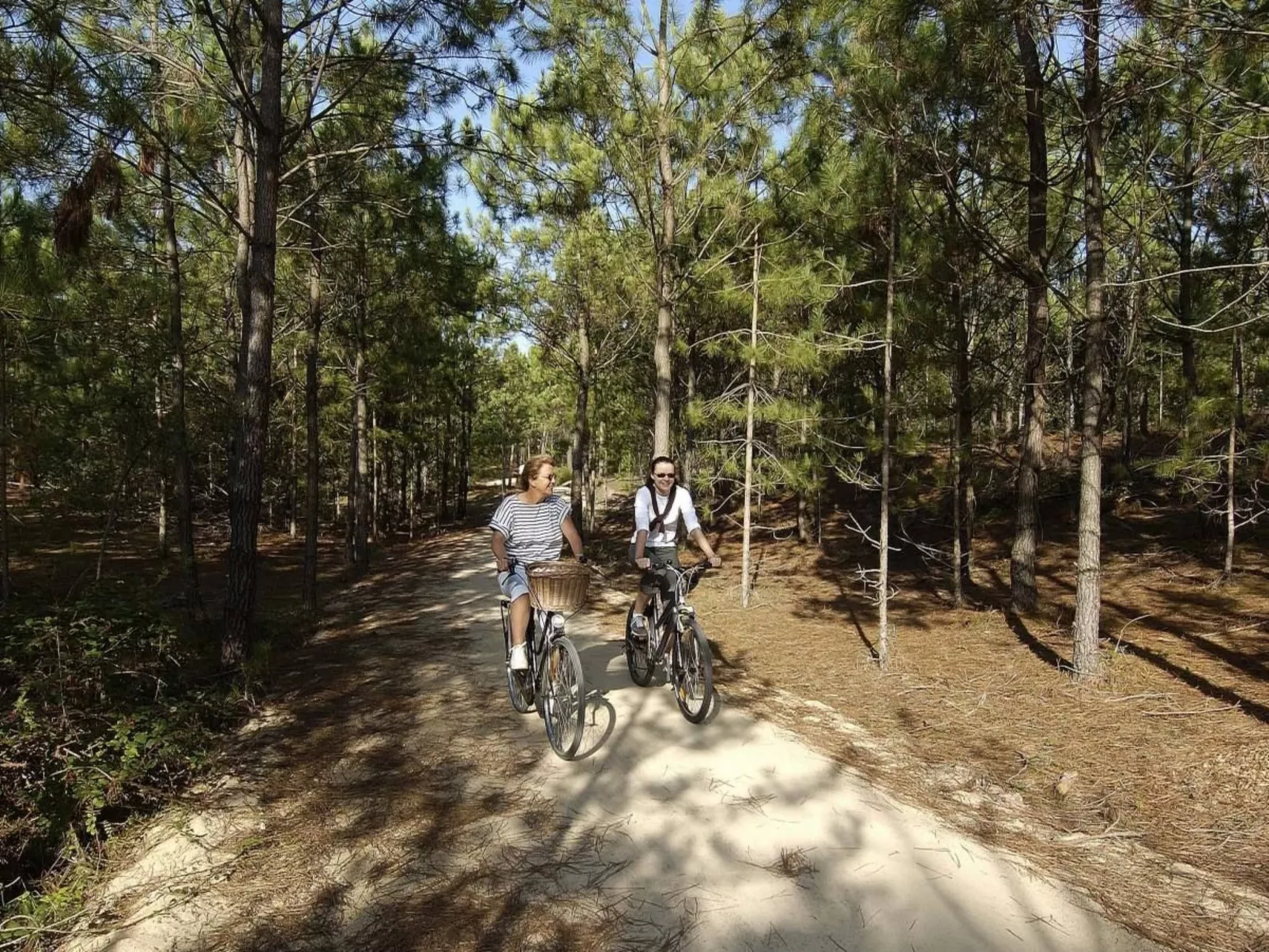 APPARTEMENT GRAND BALCON FACE MER WIFI GRATUIT-Outside