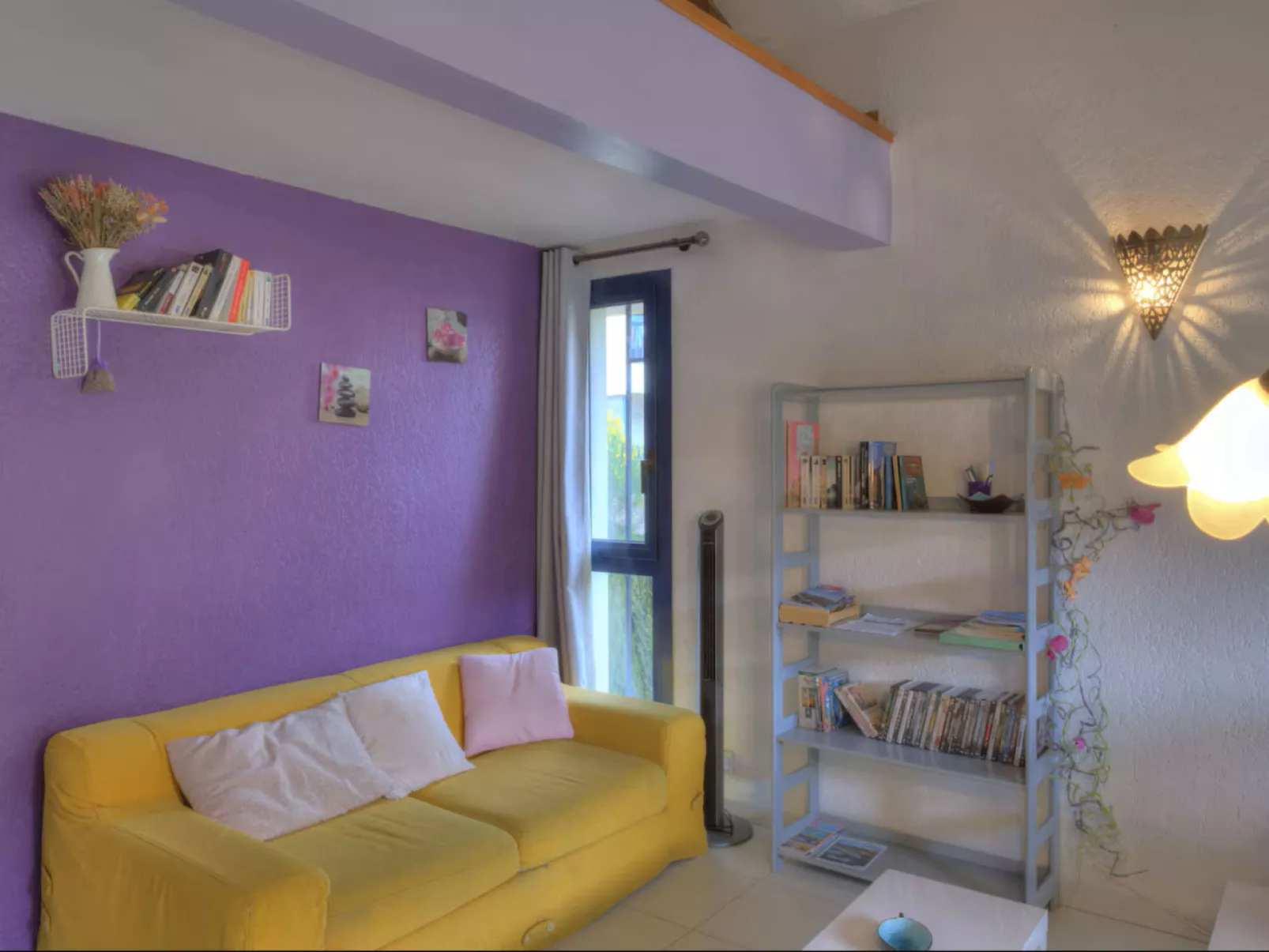 Aigues Marines-Inside