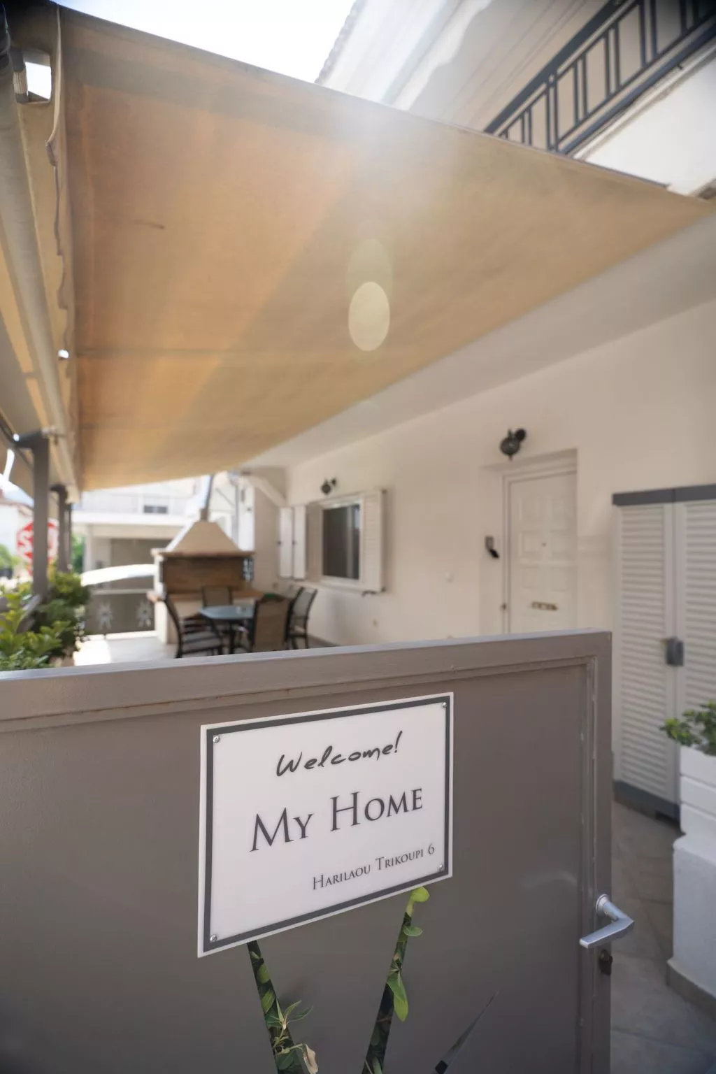 Unknown Accommodation-Dehors