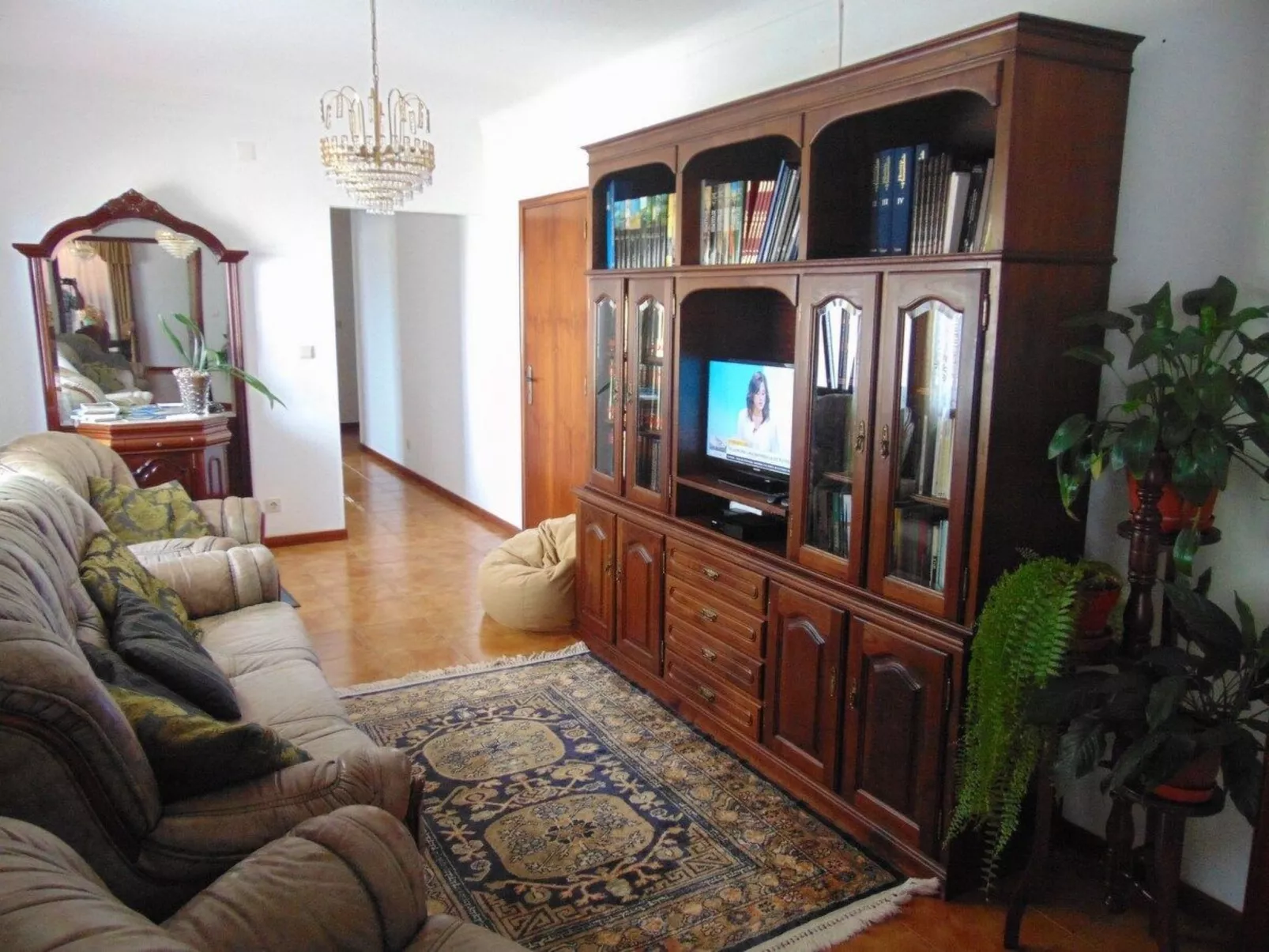 Schwiegermutterhaus 1-Drinnen