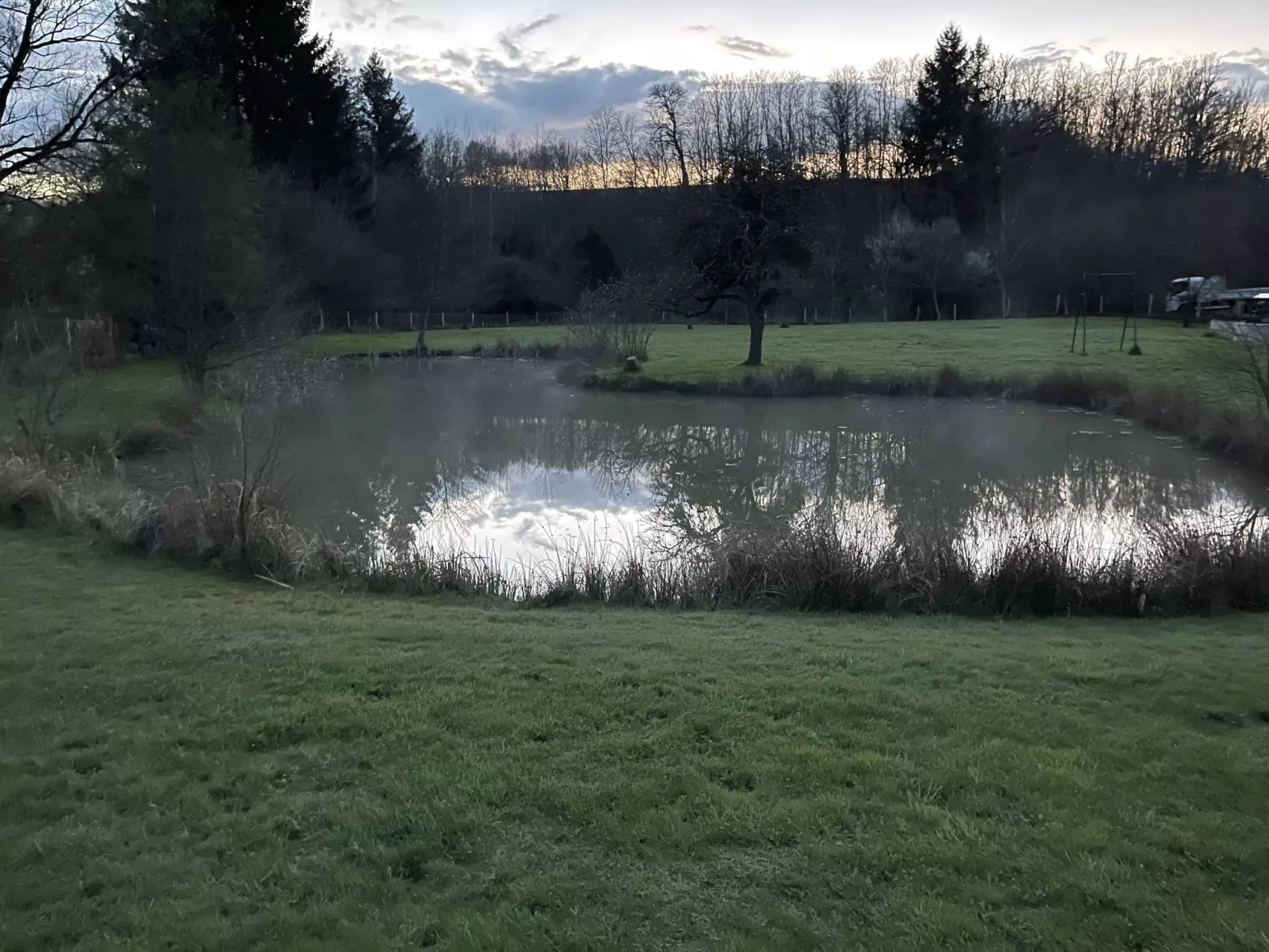 Für 6 Pers. mit eigenem Teich-Dehors