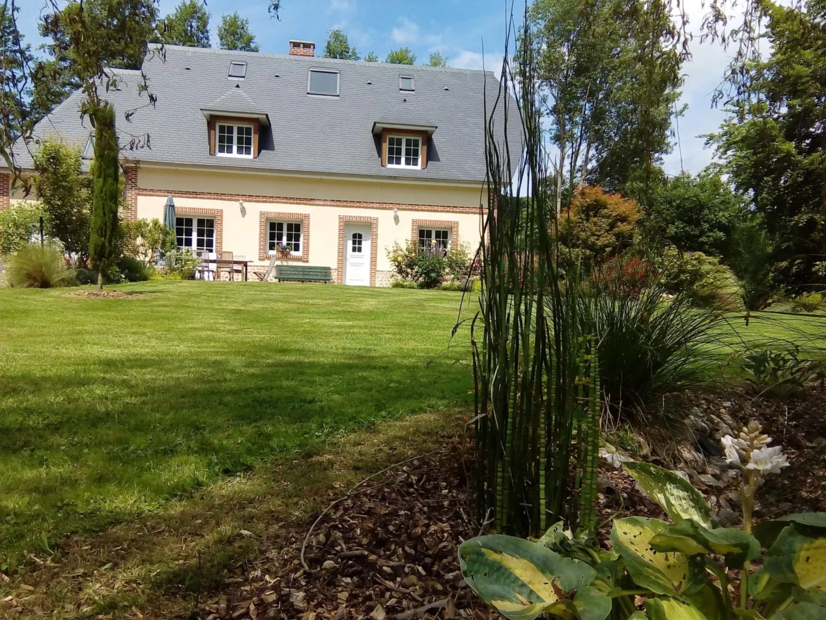 Le Clos du Hêtre-Dehors