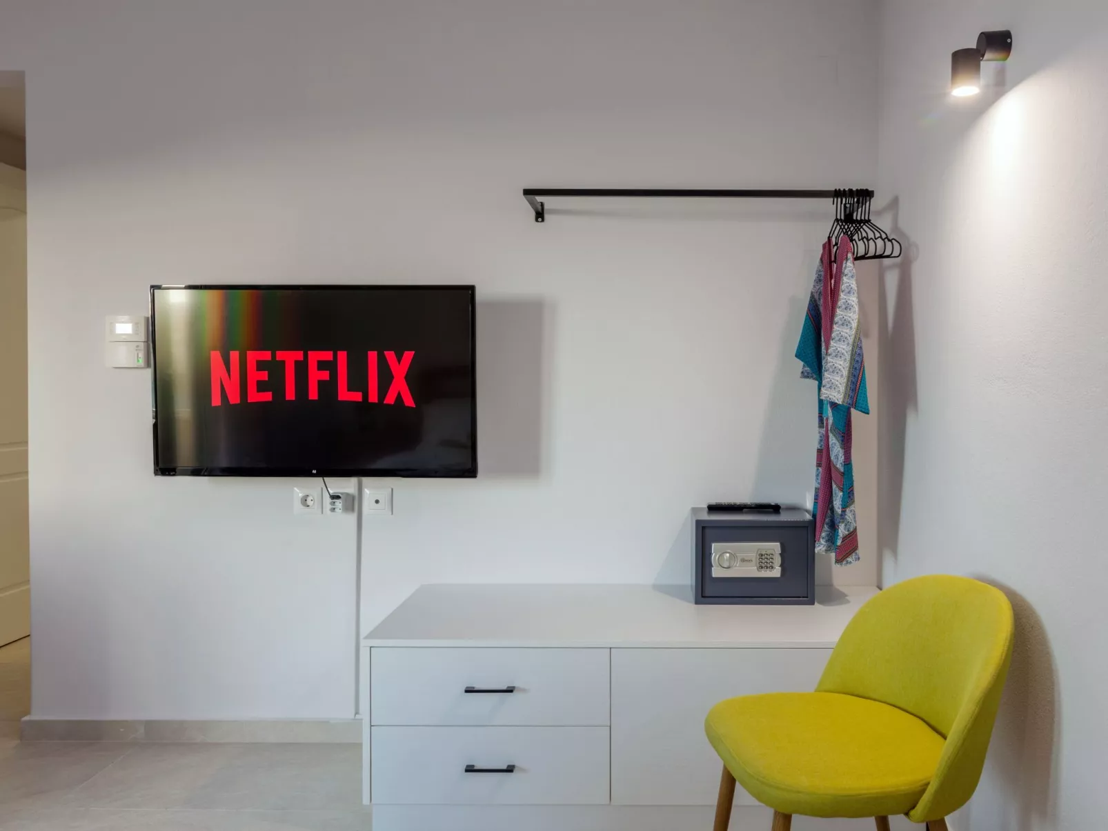 Ferienvilla mit privatem Pool-Dedans