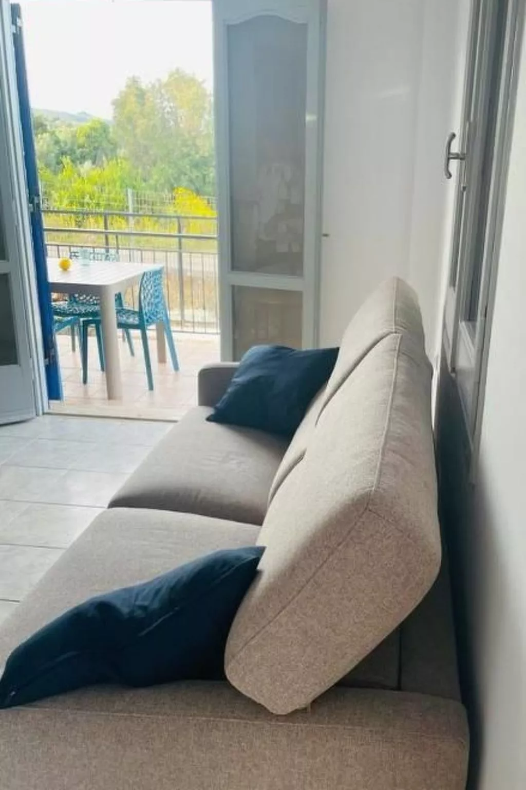 Villa Blue Cocoon mit Meerblick-Dedans