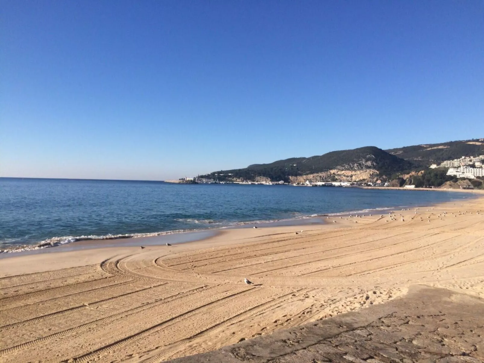 In Sesimbra mit Grill, Terrasse und Garten-Image-tags.info